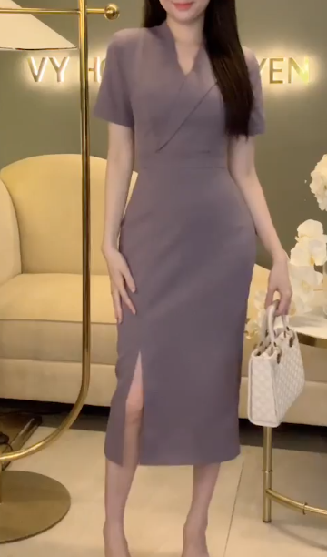 Đầm Bút Chì Cổ Vest Đính Tag_thumbnail_6