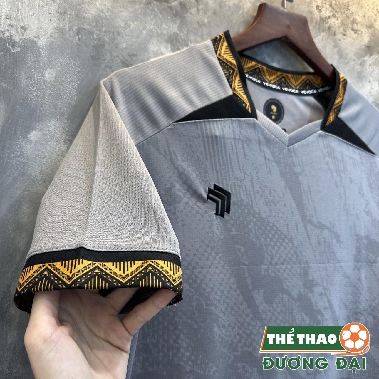 Quần Áo Bóng Đá Thiết Kế Vevoca Pegasus Xám Thun Mè Thoáng Khí Thể Thao Đương Đại_thumbnail_5