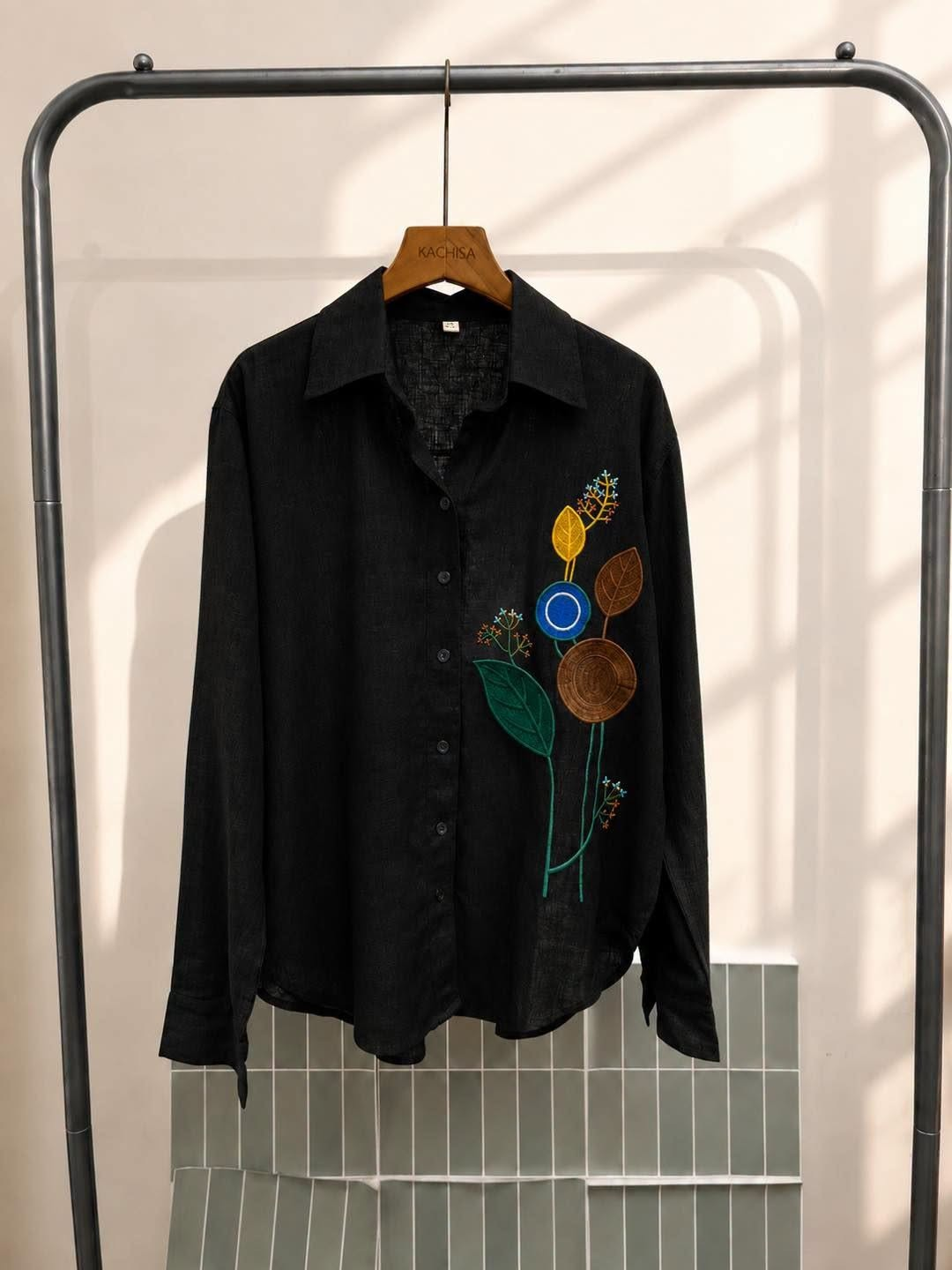 Áo linen gân sơ mi tay dài thêu lá_thumbnail_1