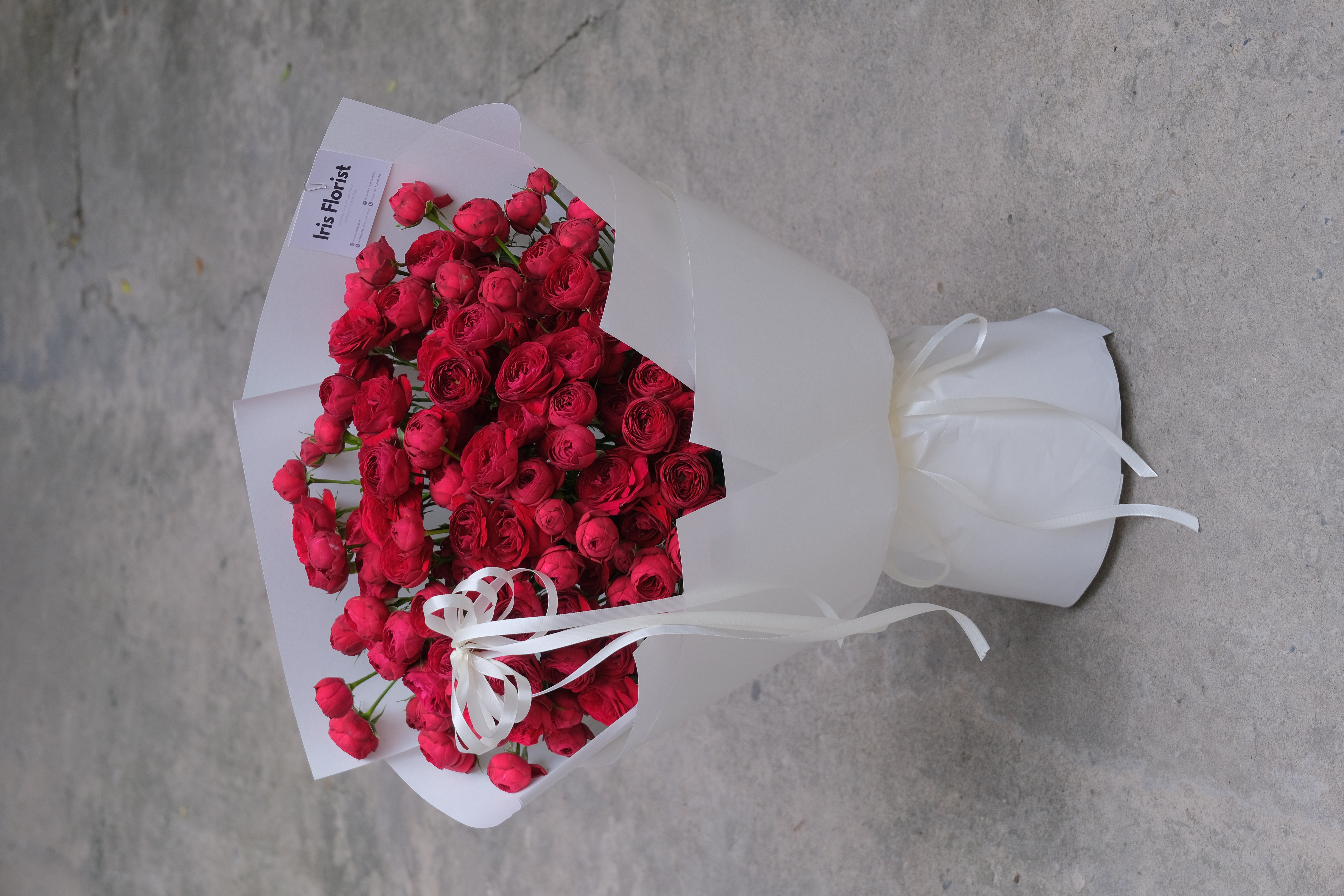Red Lace Bouquet - Bó hồng chùm đỏ size L