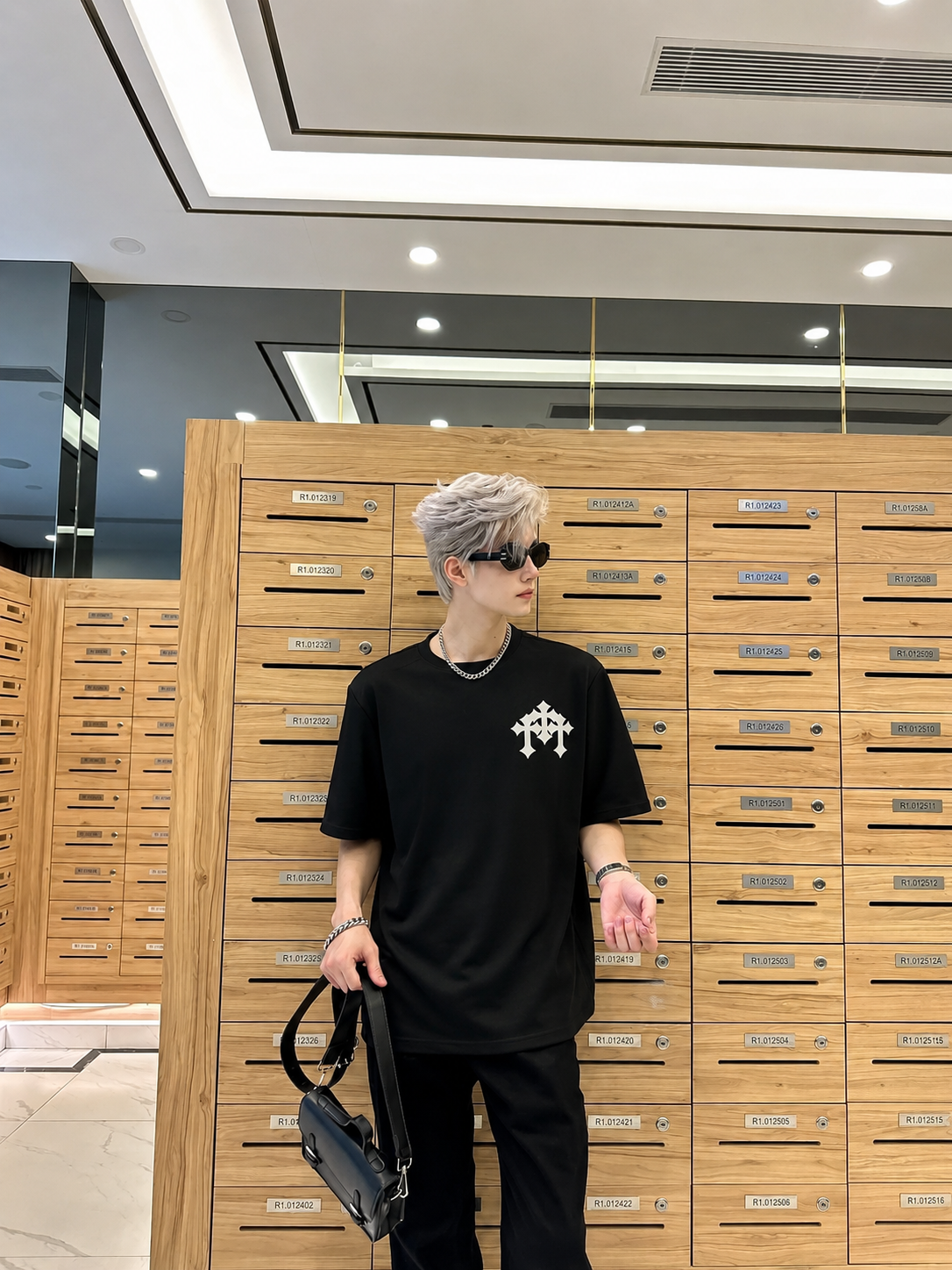 Chữ Thập DCK T-Shirt - Cotton 100%