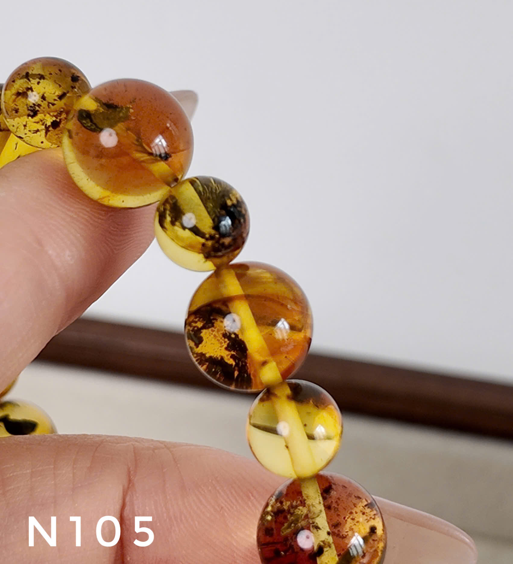 Vòng Tay Hổ Phách Đa Sắc Mix Rêu Hạt Tròn – N105_thumbnail_2