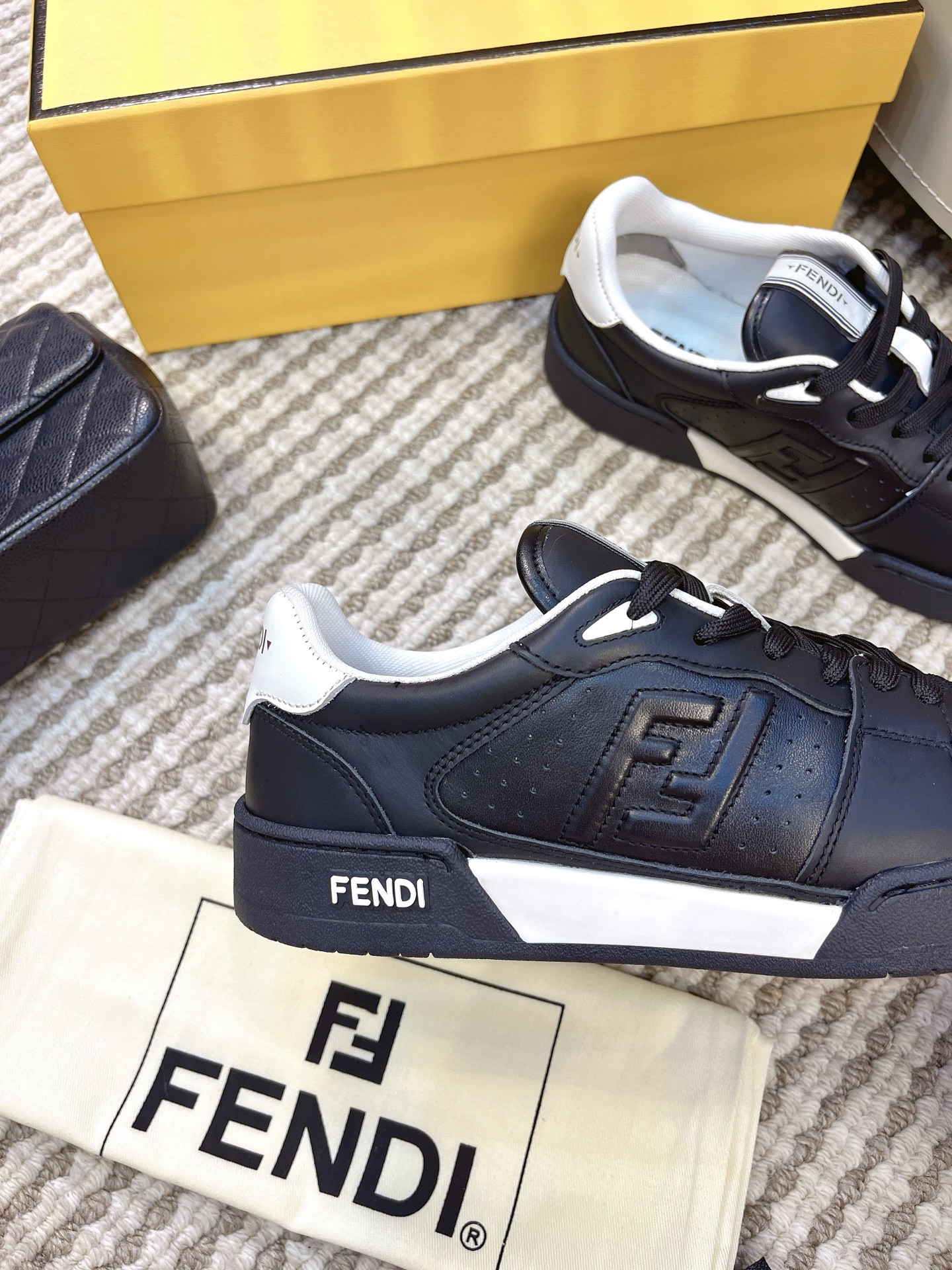 Giày Fendi_thumbnail_5