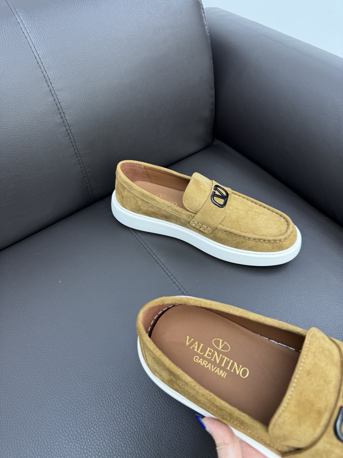 Giày Slipon Valentino (VLTN)_thumbnail_3