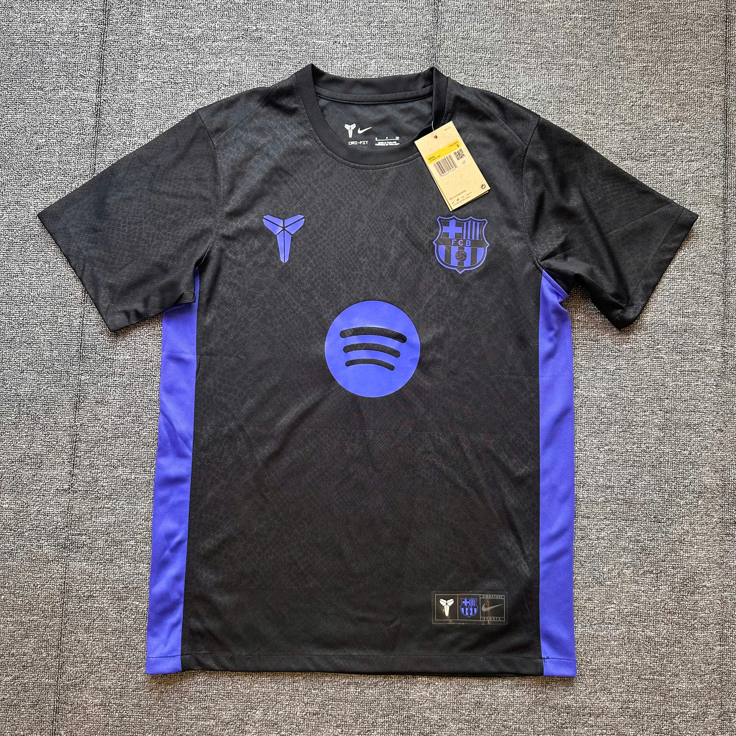 SALE 20 - Size: S