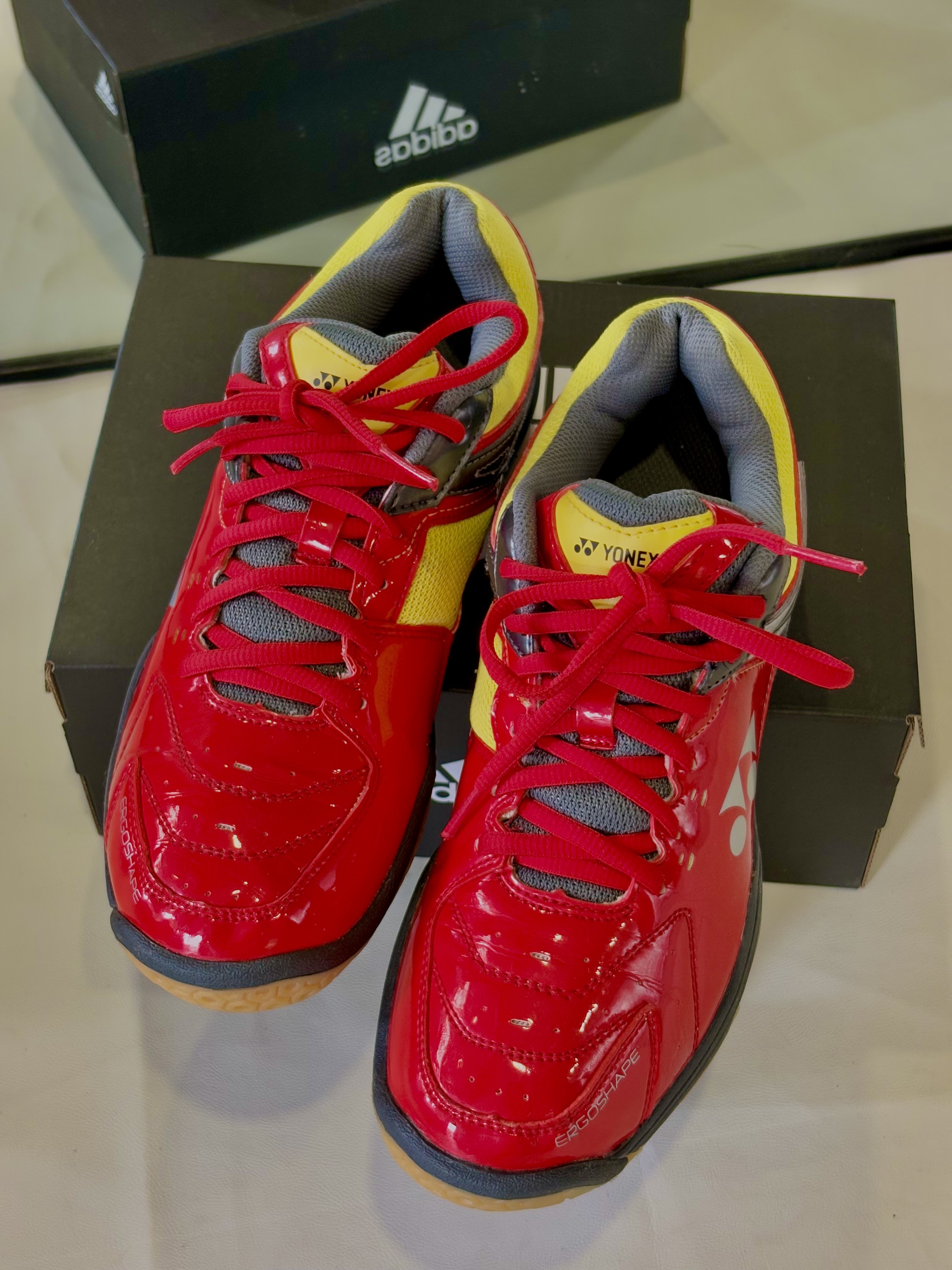 Yonex Power Cushion 48 SHB48EX