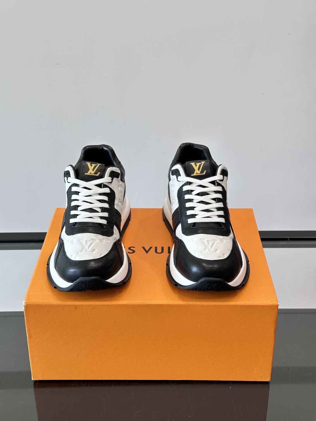 Giày LV Run Away_thumbnail_7