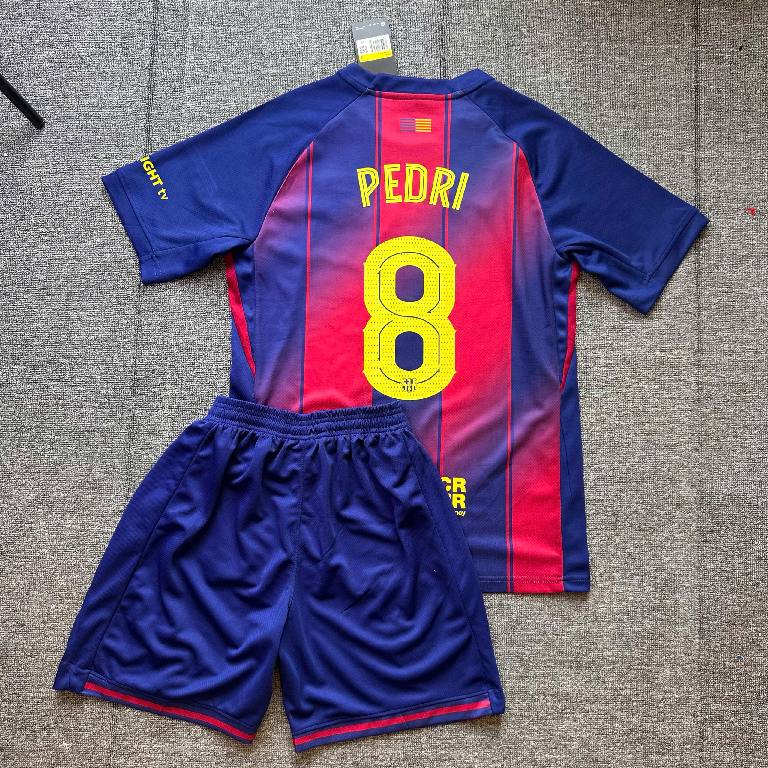SALE 30 - Size: S