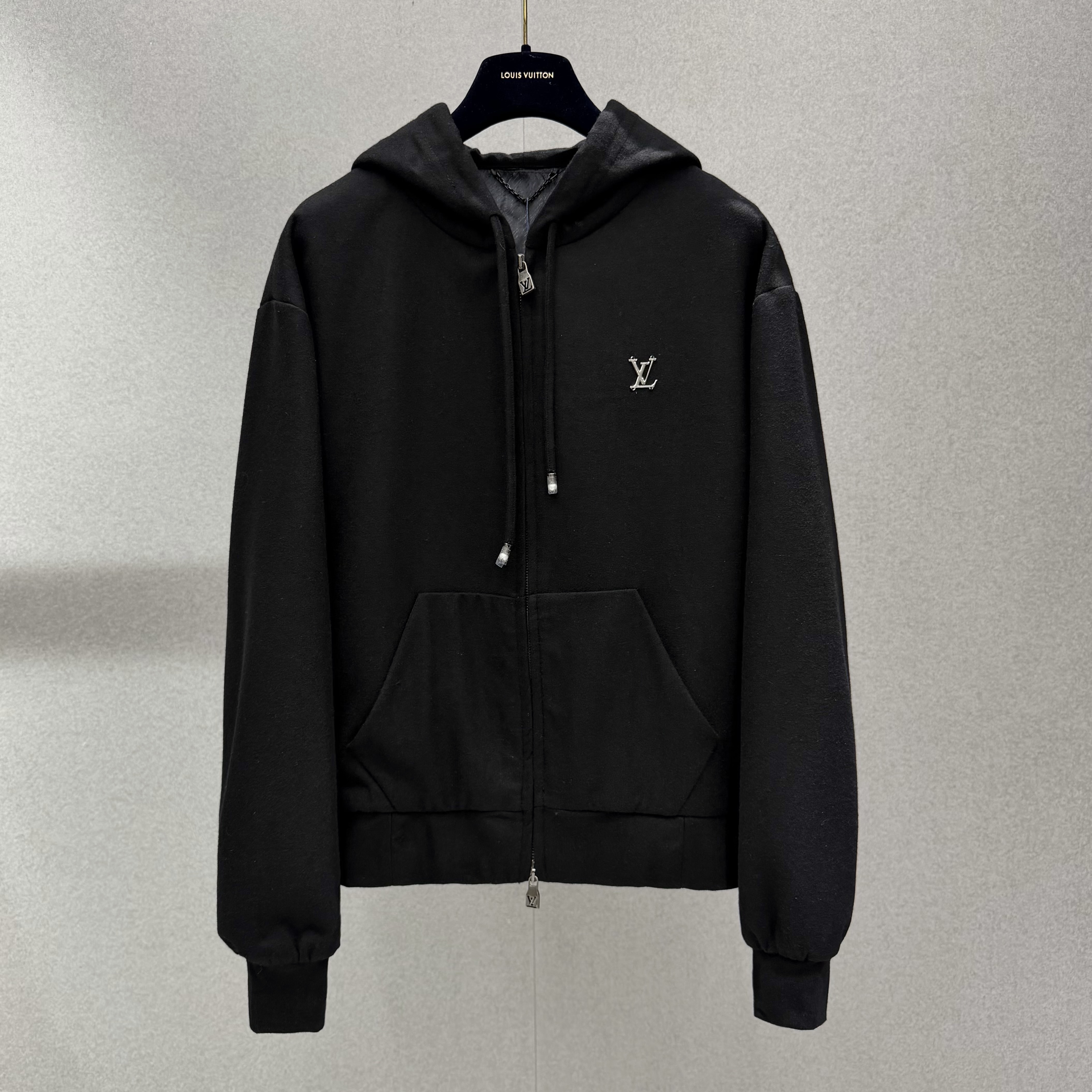 Áo Hoodie LV 