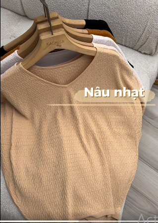 Áo len dệt cổ tim cánh dơi_thumbnail_5
