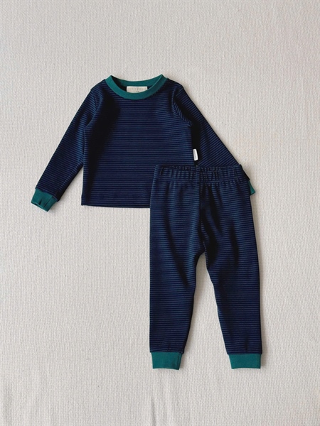 Holiday Pyjama Set 24_thumbnail_3