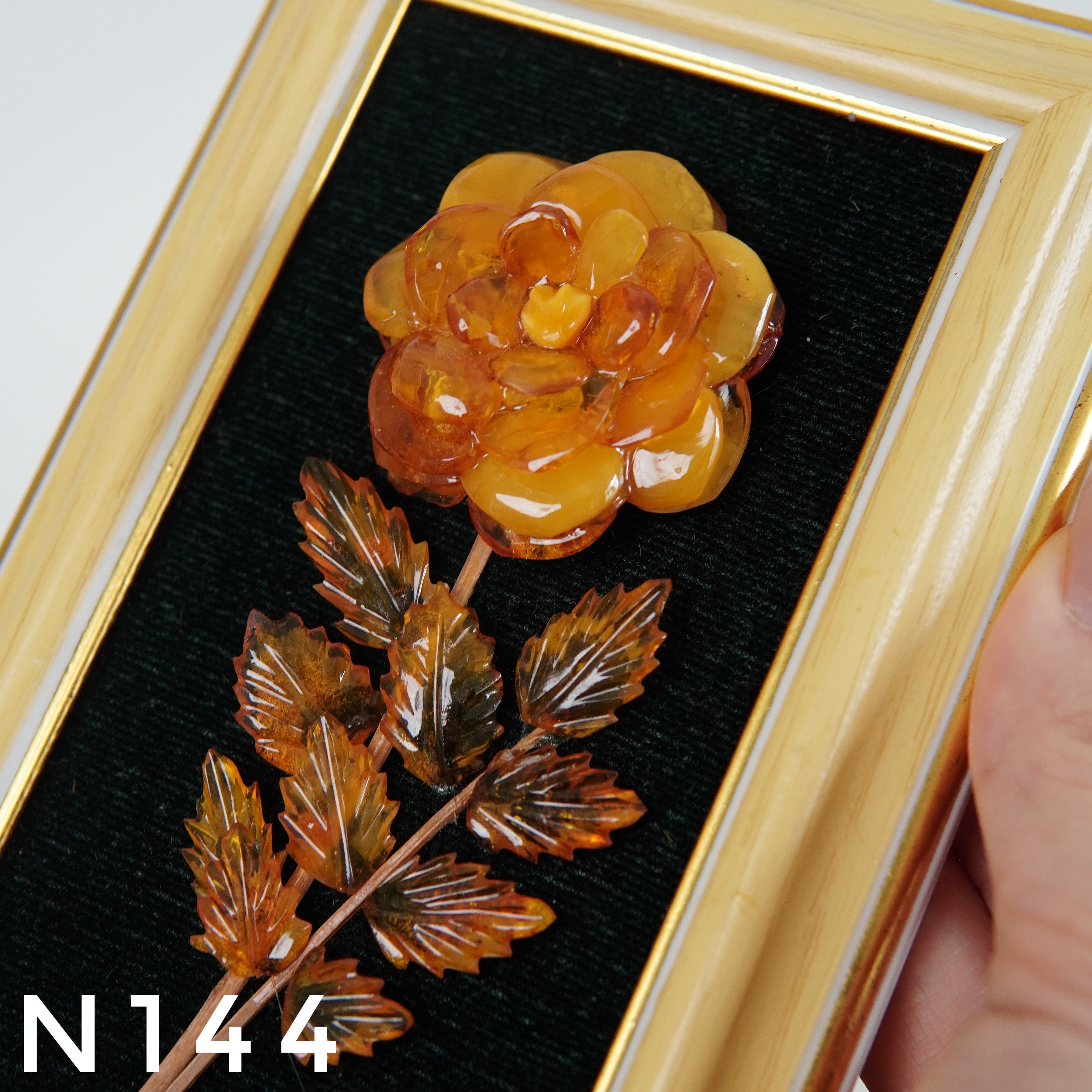 Tranh Hổ Phách Hoa Hồng – N144