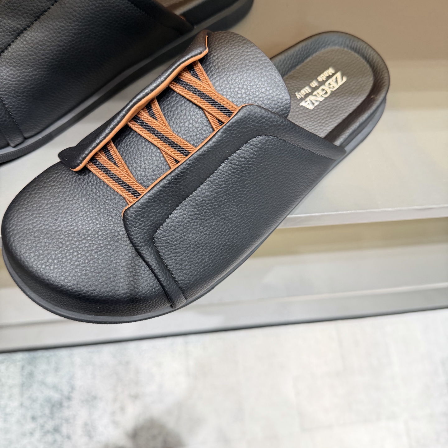 Sục Zegna_thumbnail_5