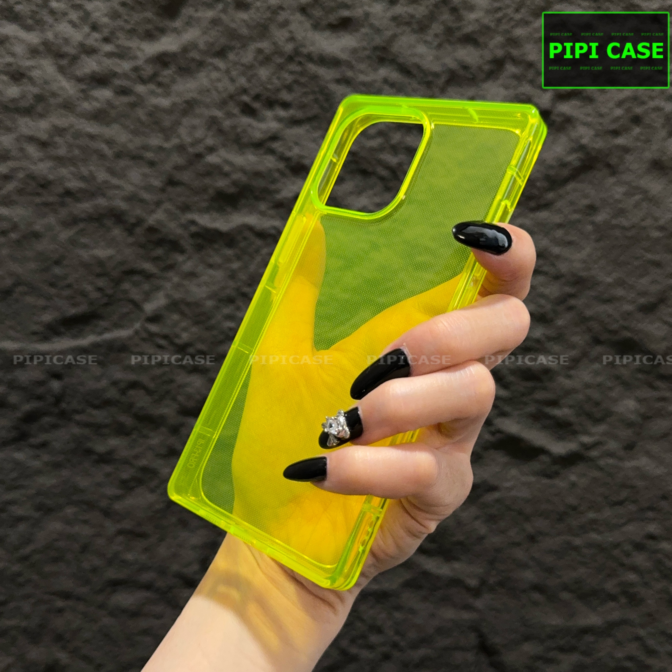 Ốp Lưng iPhone 13 - Layla - Vàng Dạ Quang_thumbnail_1