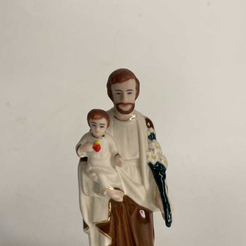 Tượng sứ Thánh Giuse bế Chúa 13cm NÂU_thumbnail_2