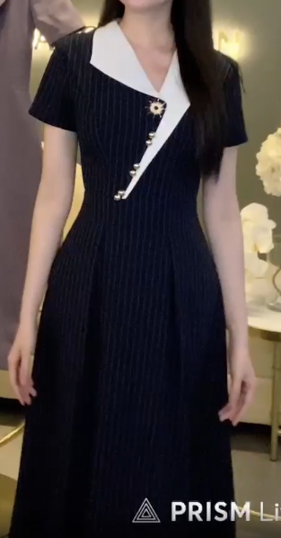 Đầm Xoè Cổ Phối Cúc Chéo_thumbnail_5