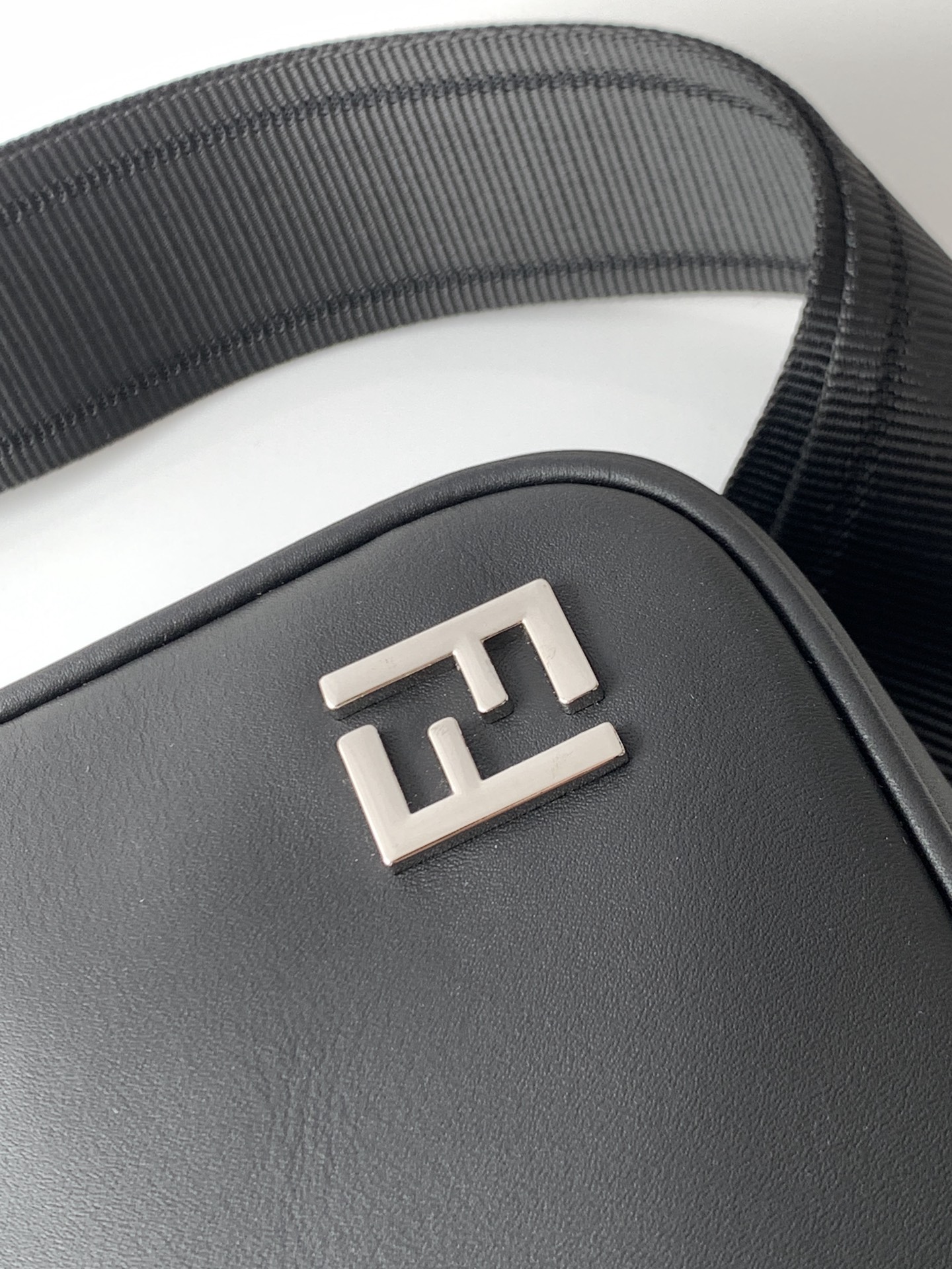 Túi Fendi_thumbnail_2
