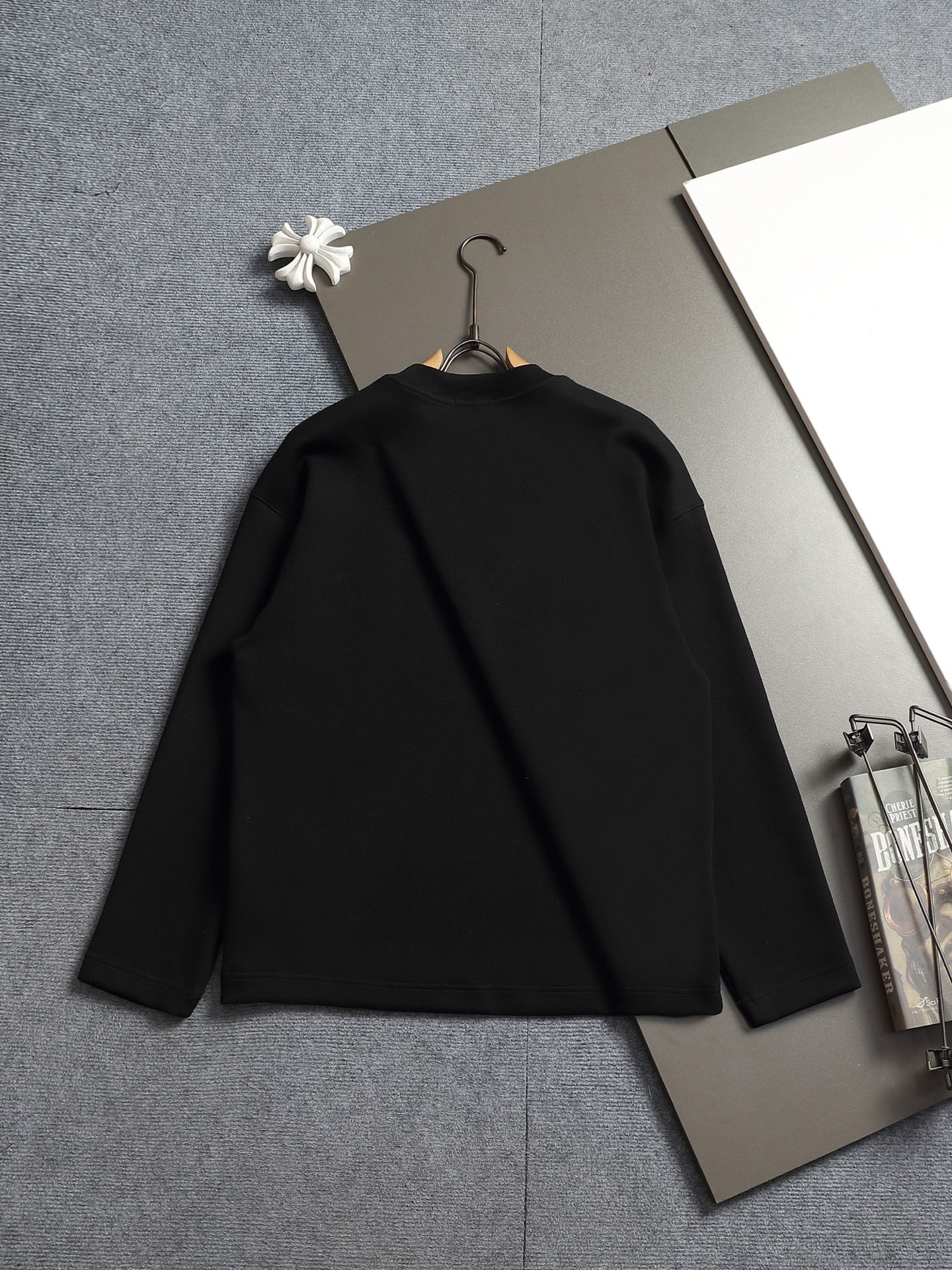 Áo Nỉ Prada_thumbnail_0