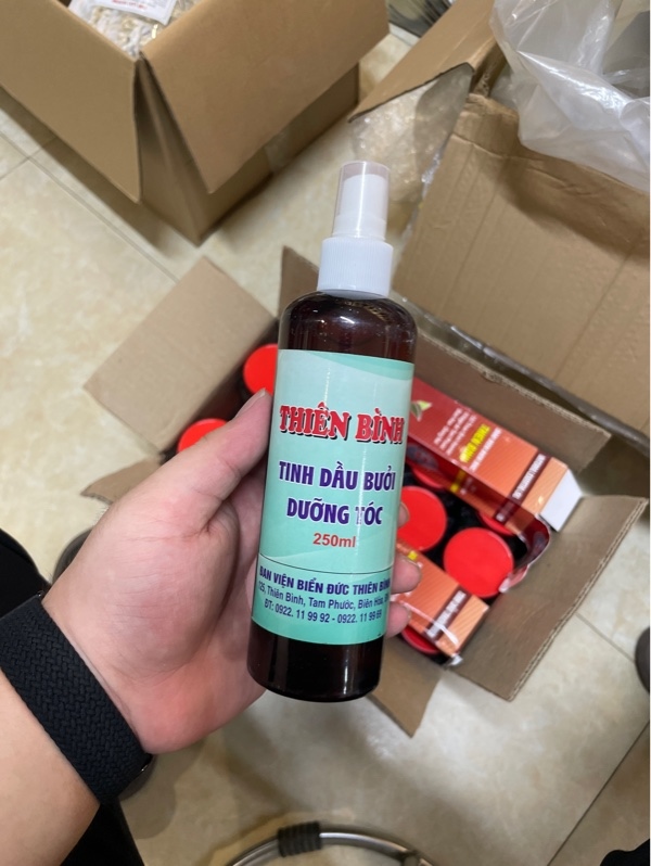 Tinh dầu bưởi dưỡng tóc