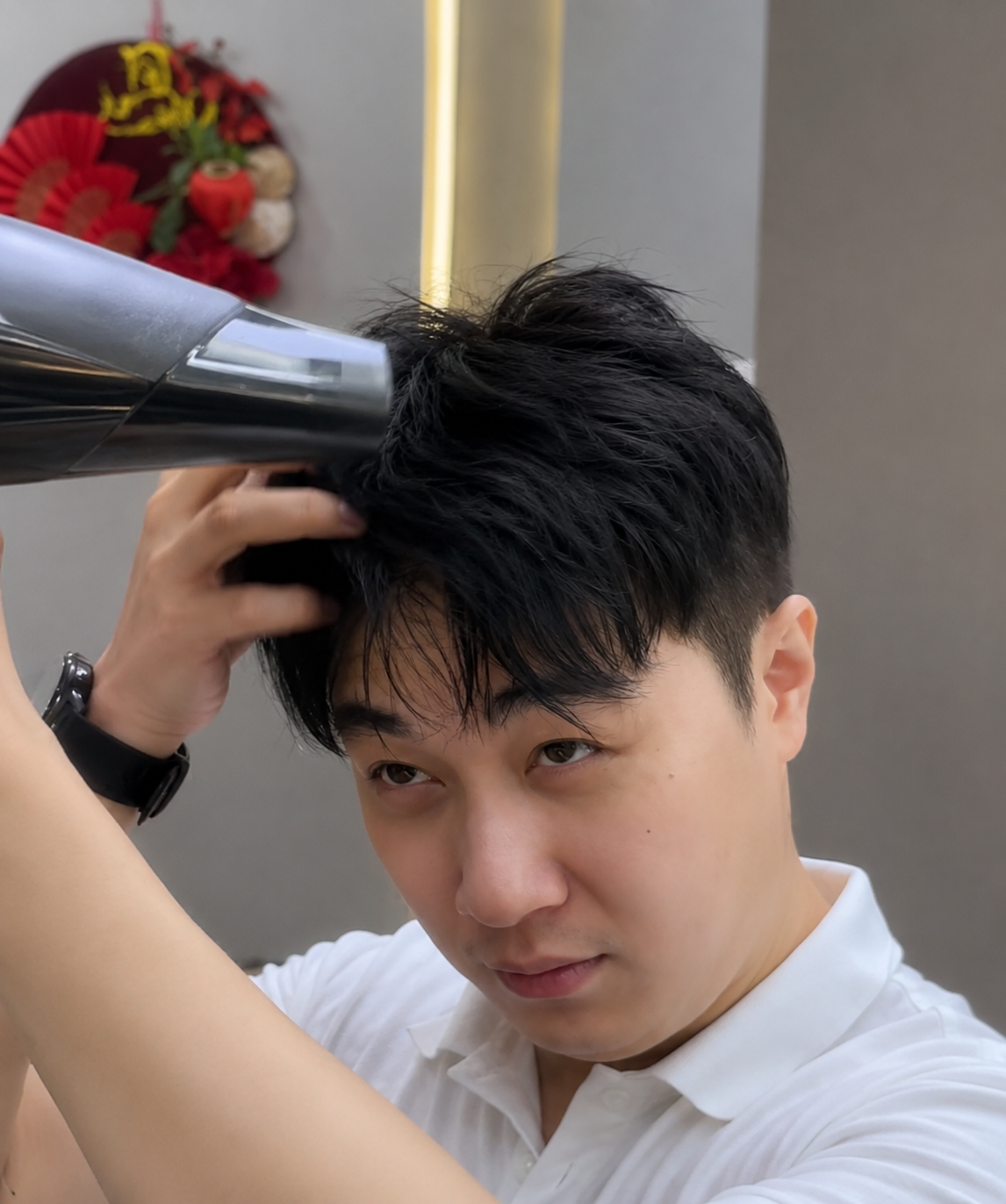 Sử Dụng Tóc Giả Nam Có Dễ Không? Chỉ Tốn 3 Phút Mỗi Sáng