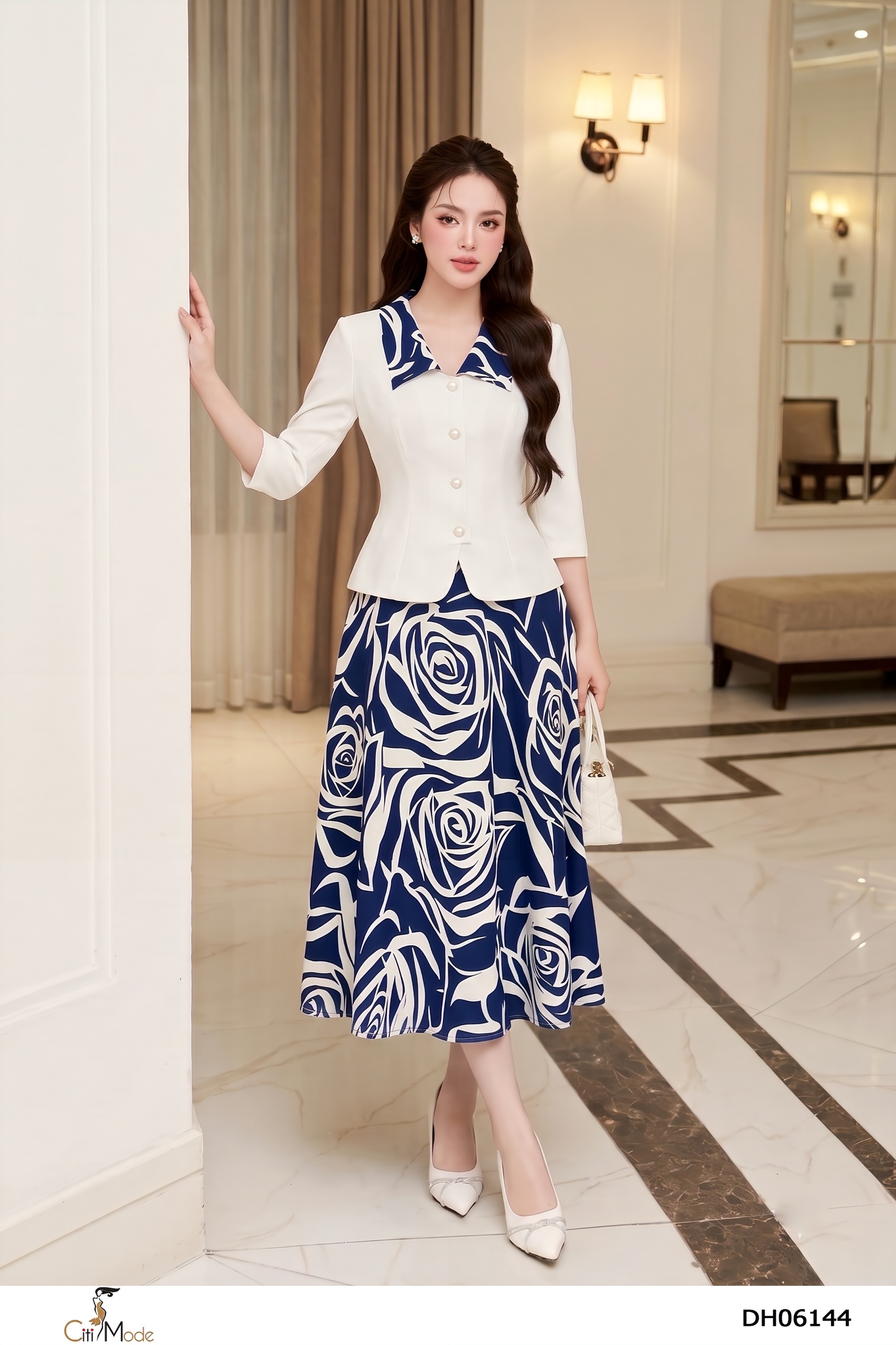 Đầm xòe giả set  hoa xanh phối trắng tay lỡ cách điệu