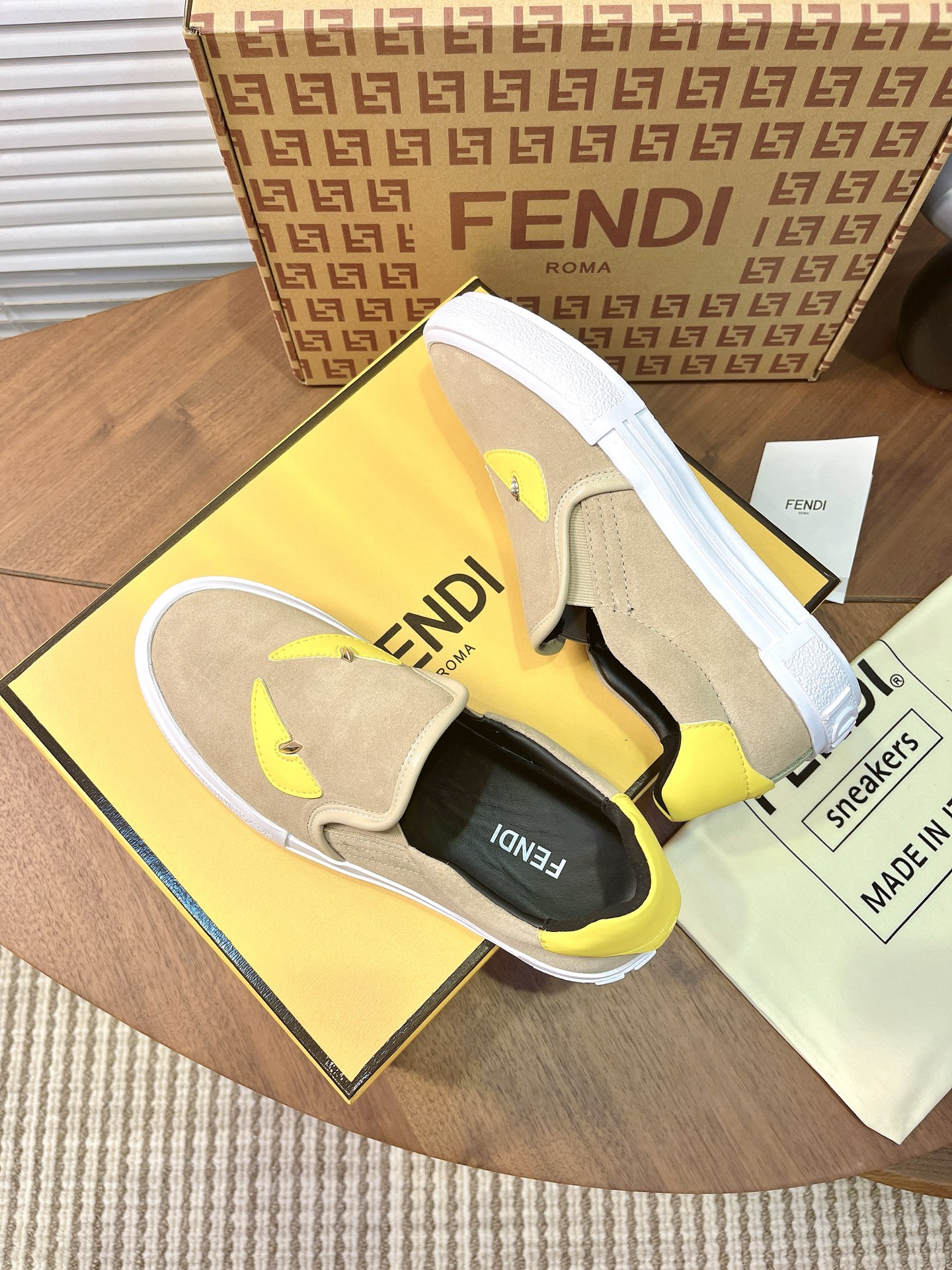 Giày Slipon Fendi_thumbnail_3