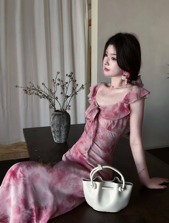 Lucas - Váy vải loang cổ tim viền bèo dáng maxi_thumbnail_2