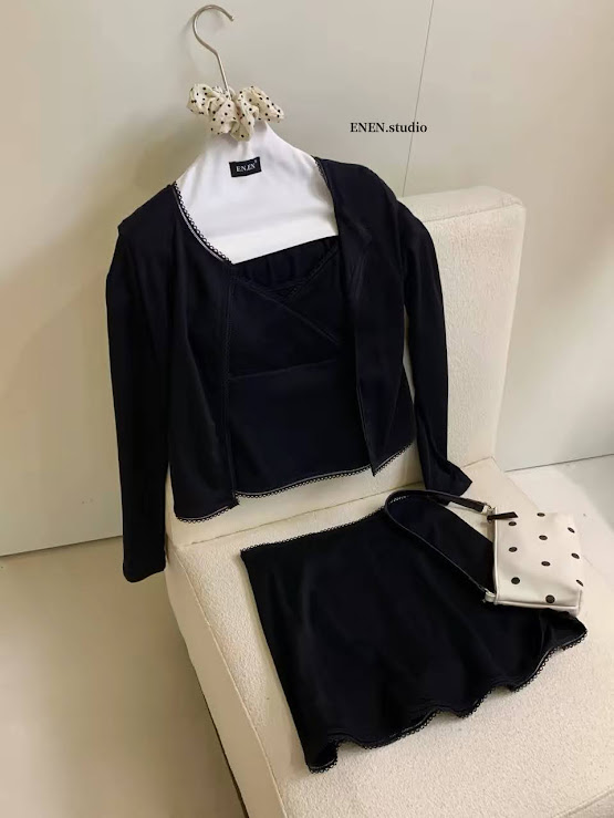 Lucas - Set váy 2 dây ngực đan chéo viền ren chân xòe A ngắn + áo khoác cardigan viền ren_thumbnail_4