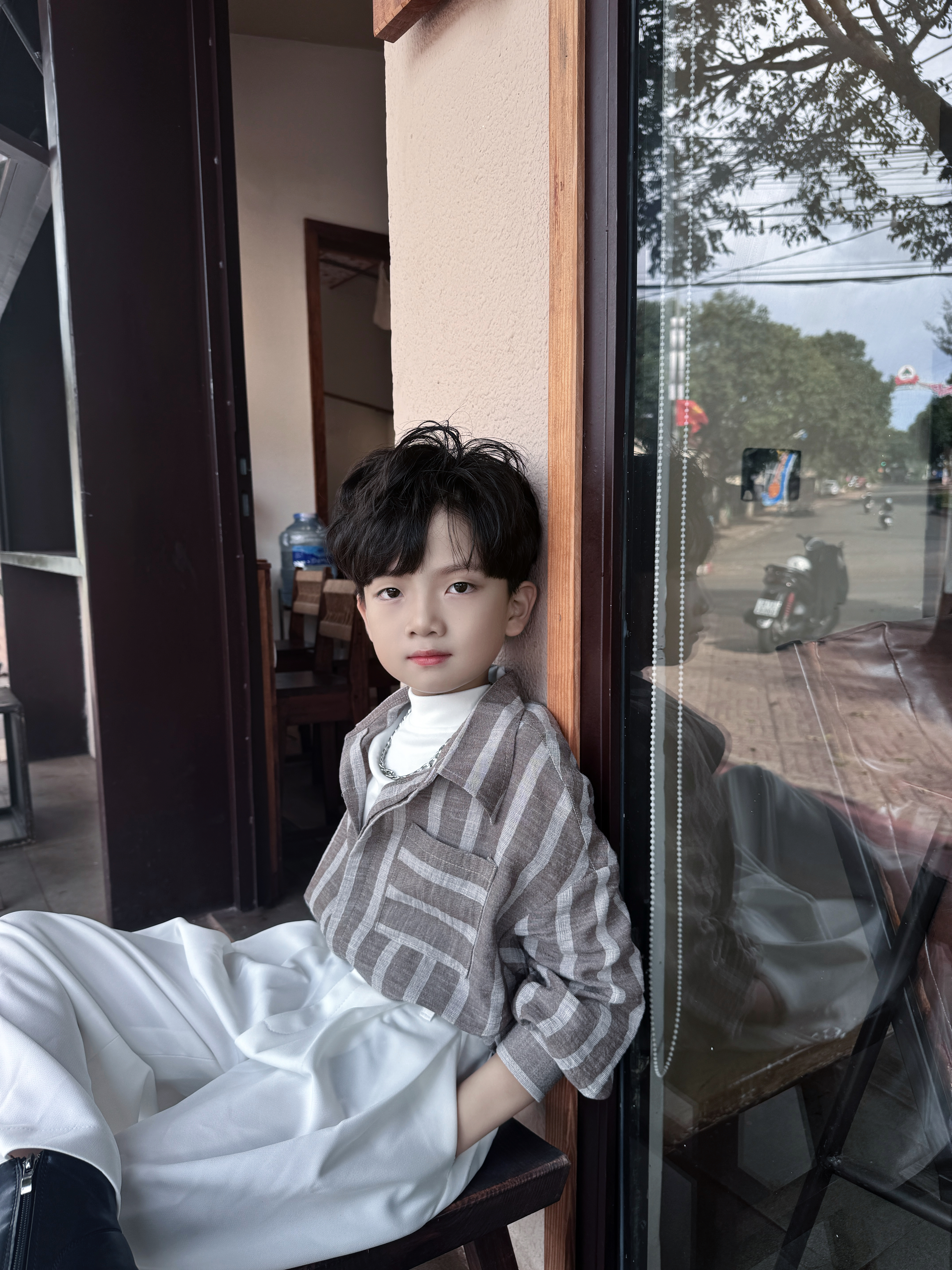 Áo Nâu Sọc Linen Thái, Quần Suông Trắng Đai Chéo (không kèm áo thun trằng)_thumbnail_5
