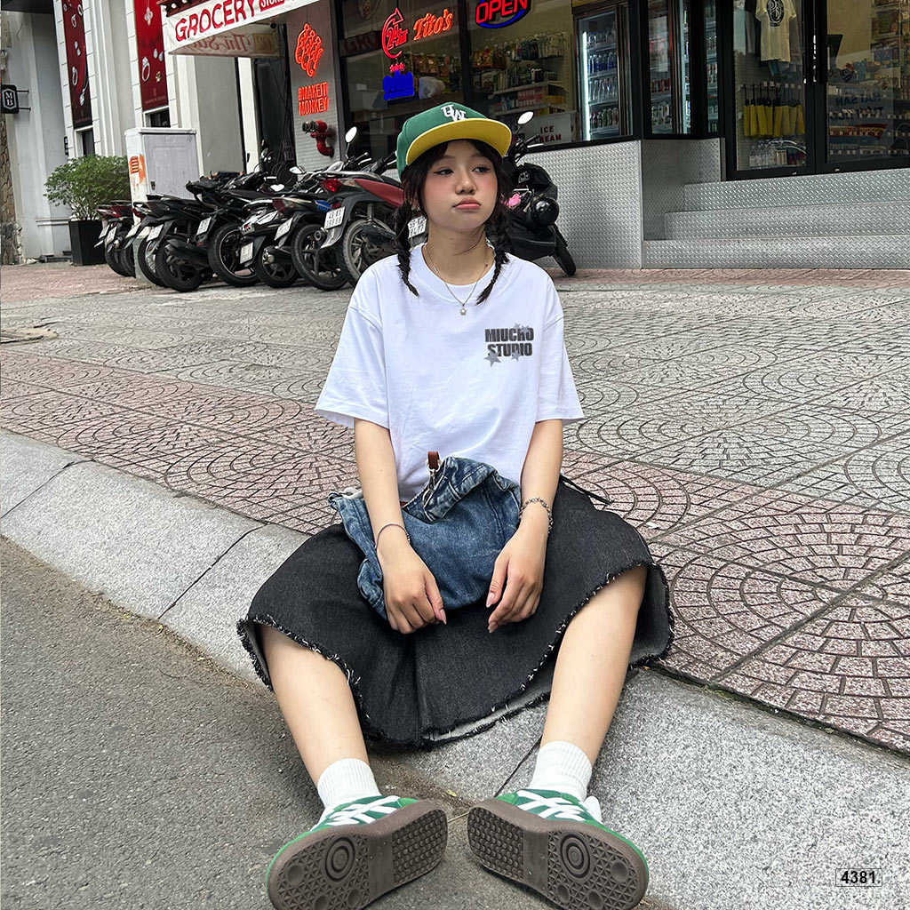 Áo thun unisex upside down star form boxy Miucho 4381_thumbnail_5