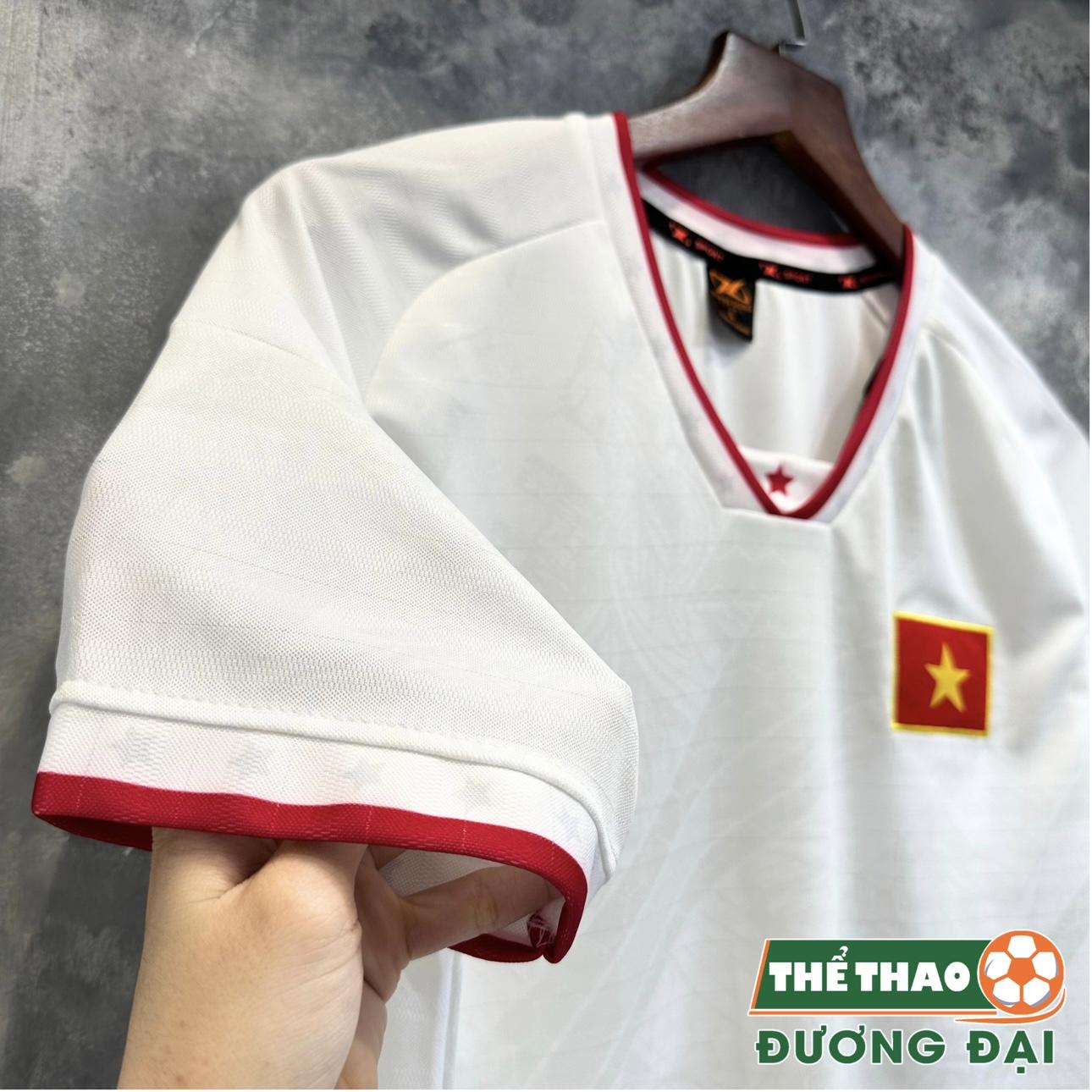 Quần Áo Bóng Đá ĐT Việt Nam HD Trắng Thun Mè S-Comf Thoáng Khí Thể Thao Đương Đại_thumbnail_4