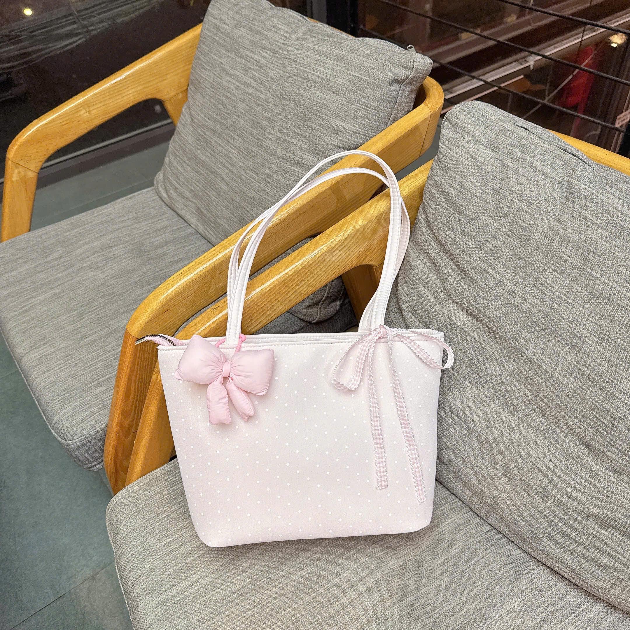 [Tặng 2 Charm] Túi Tote Đeo Vai Nữ Họa Tiết Hoạt Hình Cute - Túi Xách Học Sinh Sinh Viên Phối Nơ Điệu Đà CUN328