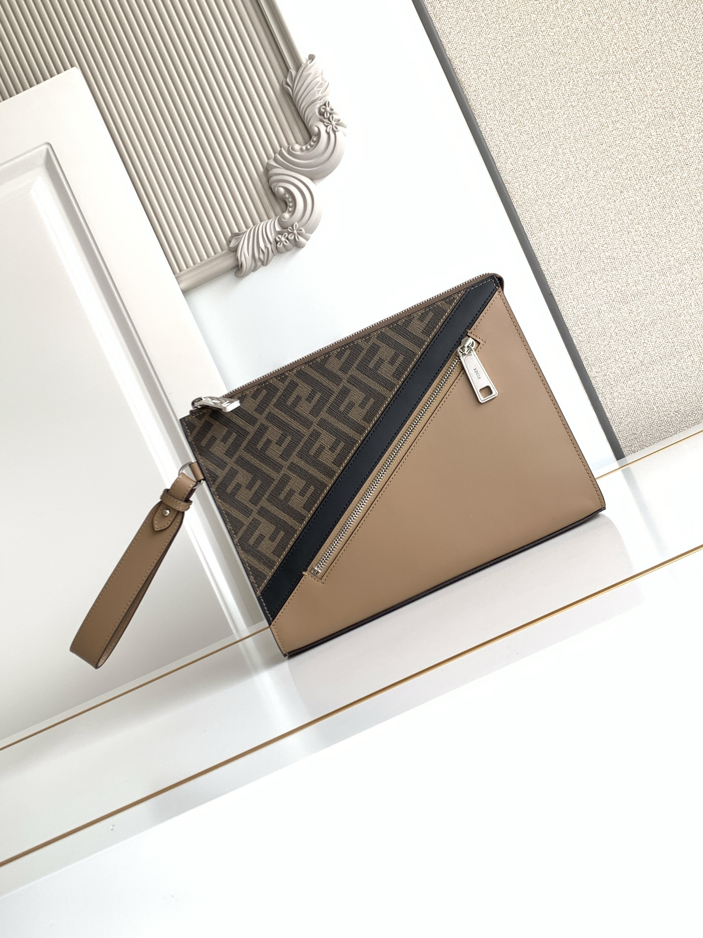 Cluth Fendi _thumbnail_2