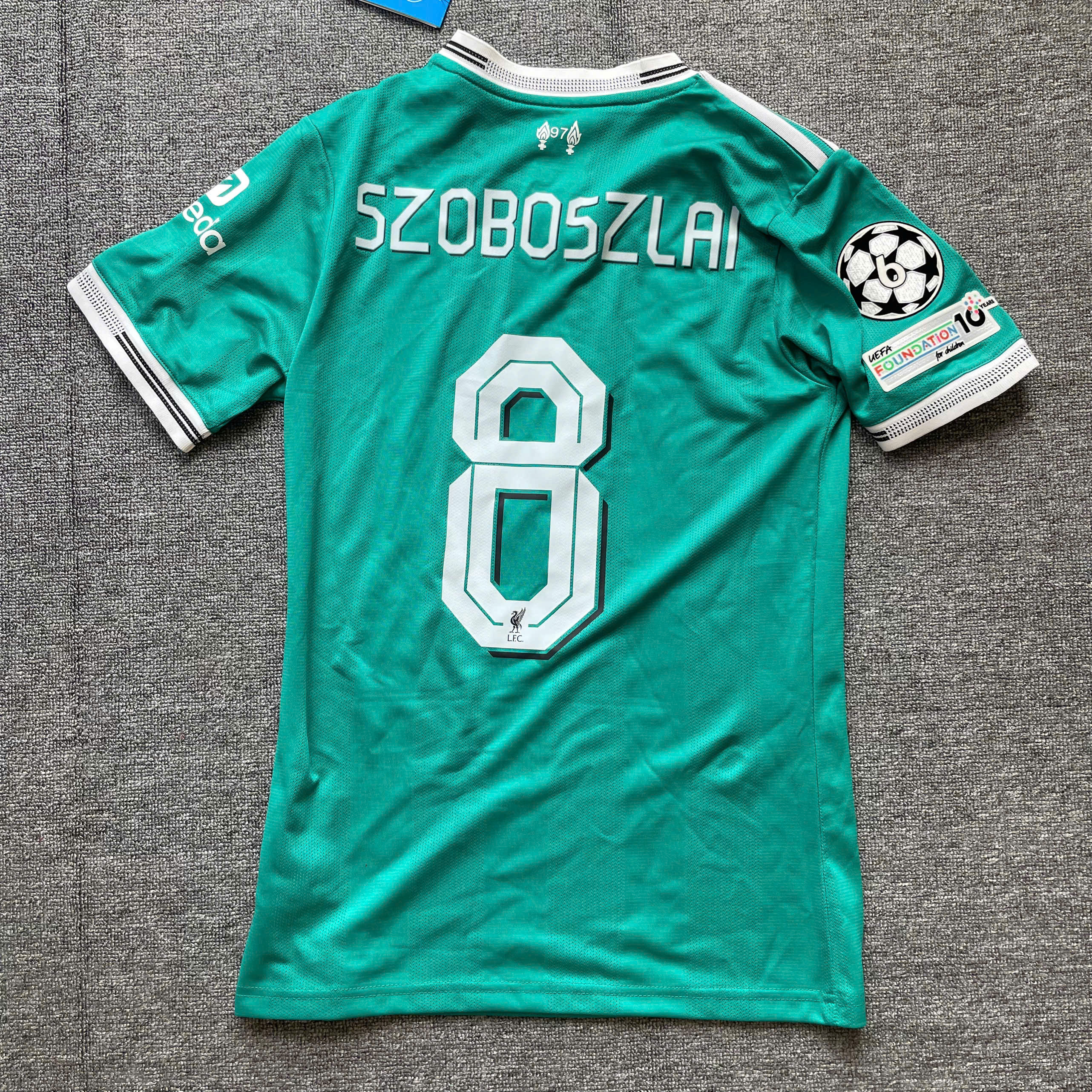 SALE 50 - Size: S