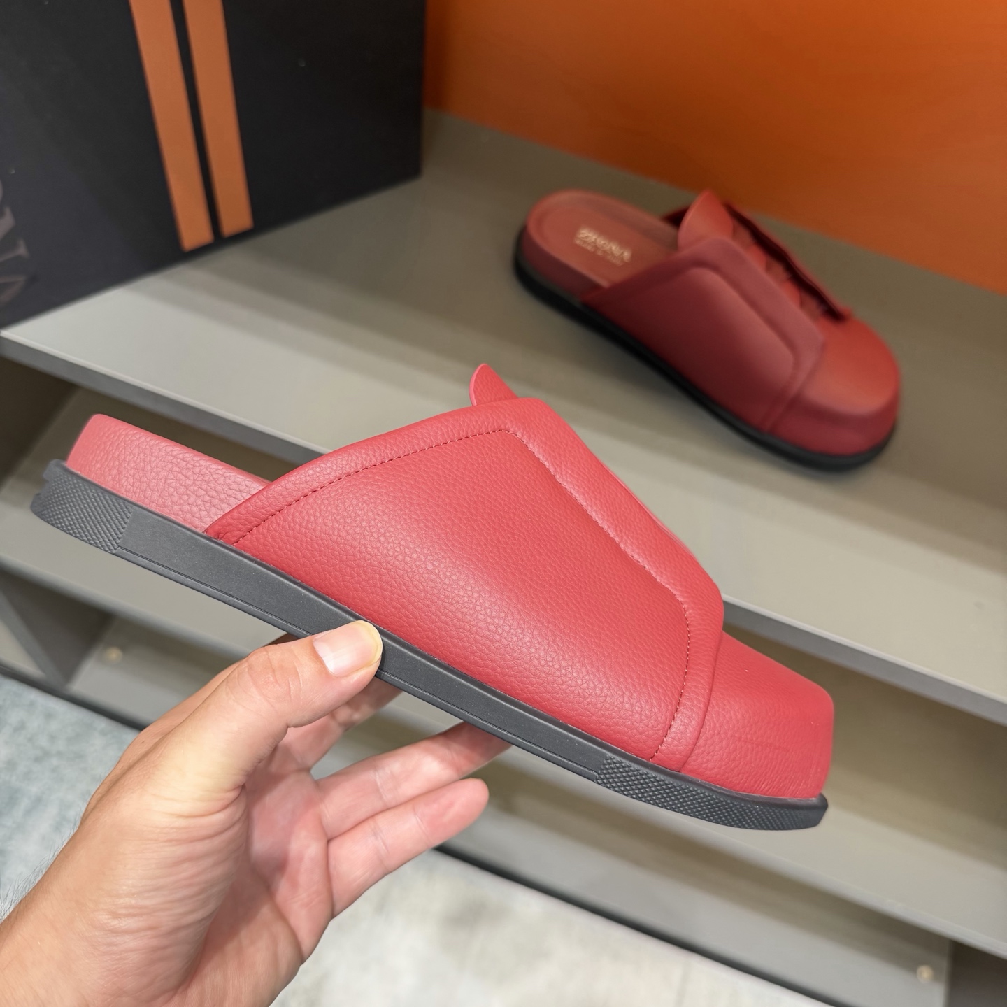 Sục Zegna_thumbnail_3