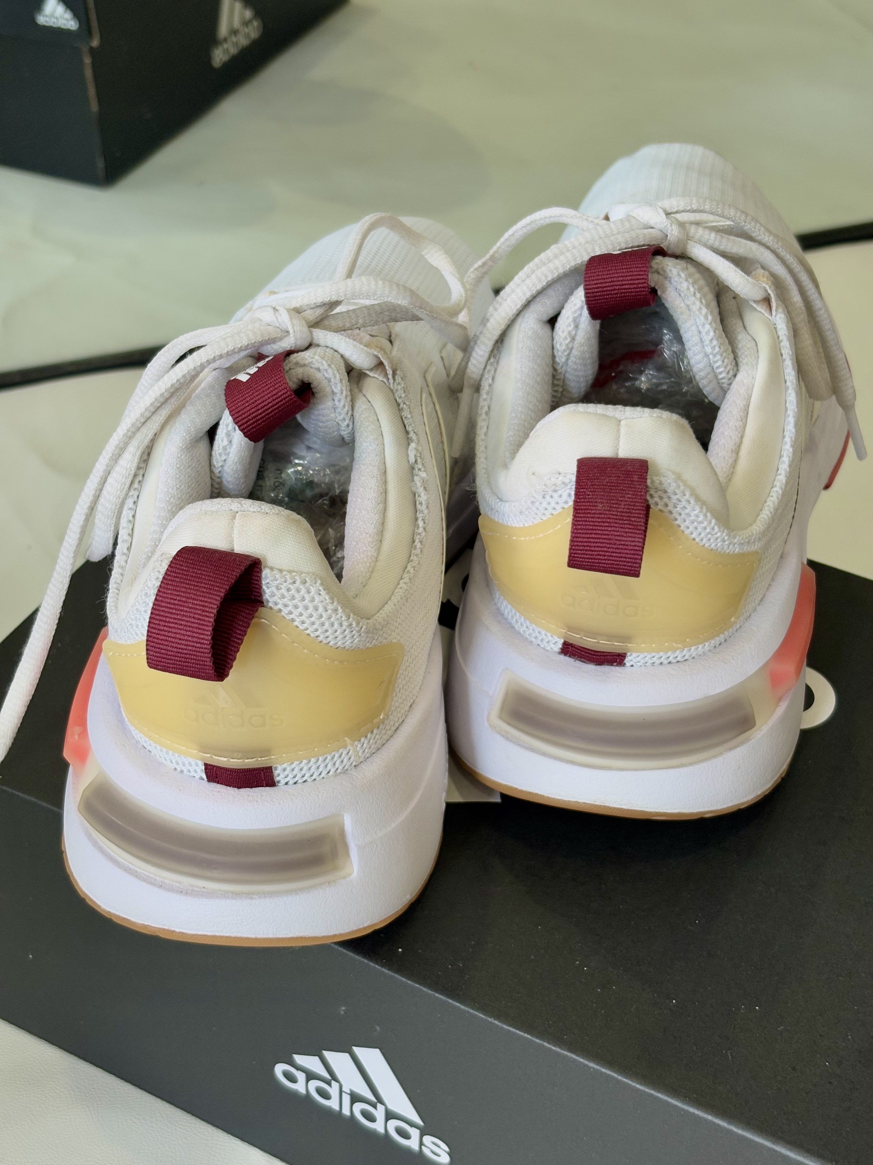 Adidas EQ21 Run ID5253_thumbnail_6