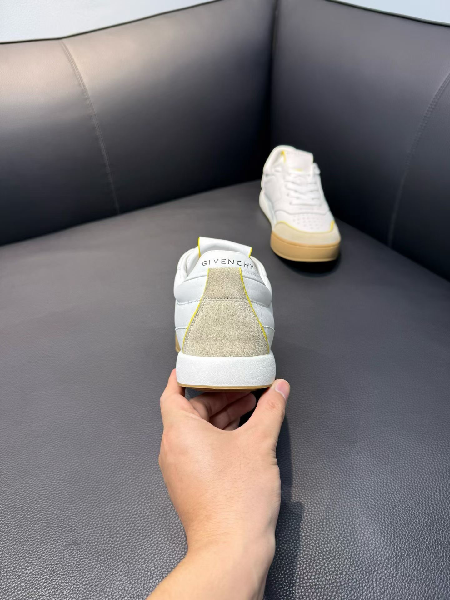 Giày Givency_thumbnail_4