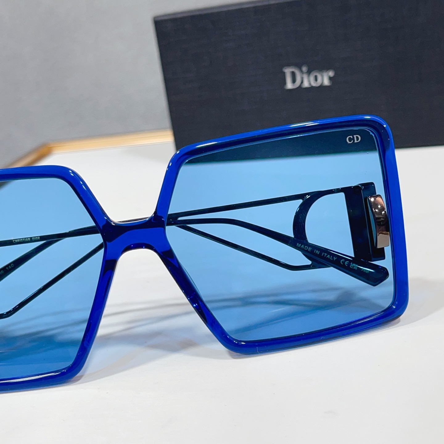 Kính dior_thumbnail_5