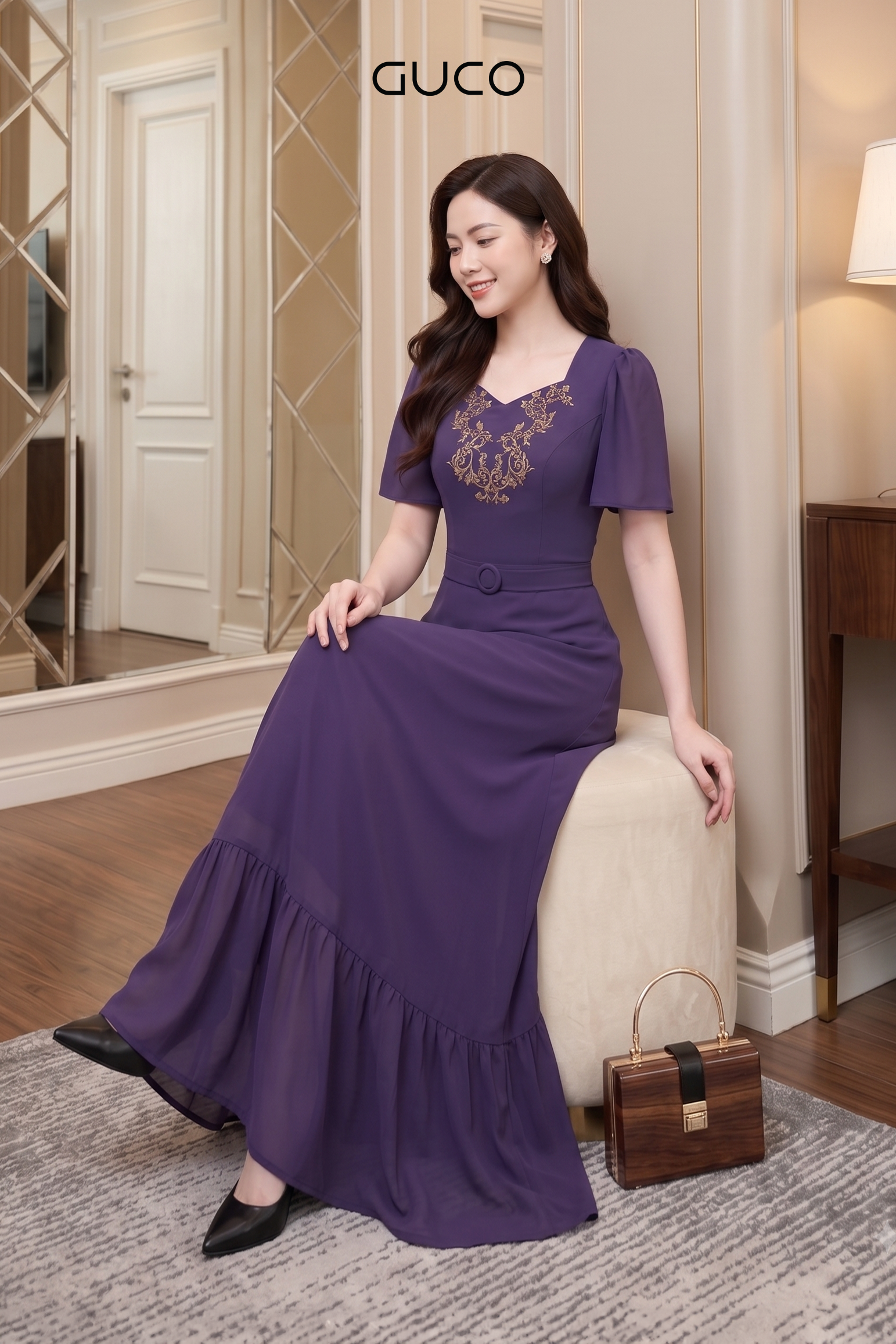 Đầm Midi Tím Lavender Thêu Hoa Cổ V