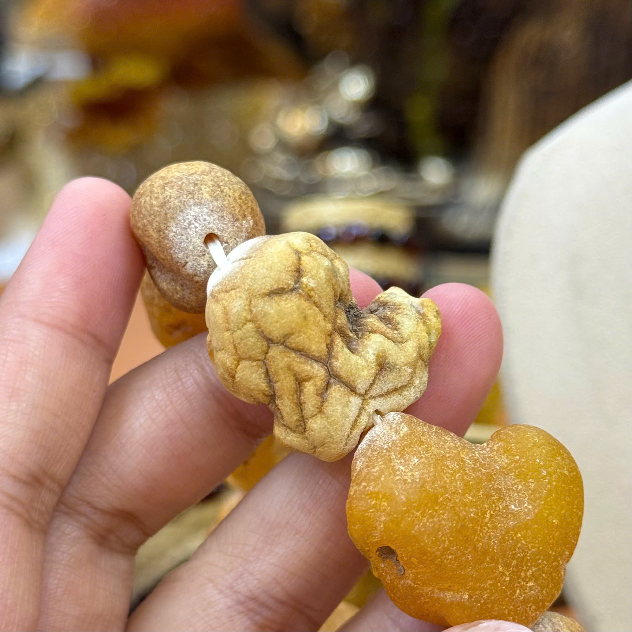 Lắc Tay Hổ Phách Mộc Bạch Giọt Da Khoáng Nam Nữ - Mã 3661_thumbnail_3