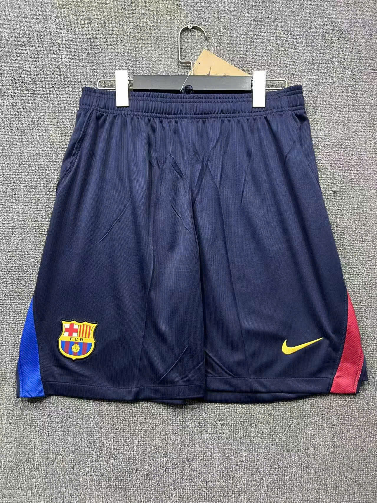 Quần Barca sân nhà xanh mùa giải 26/27 - FAN