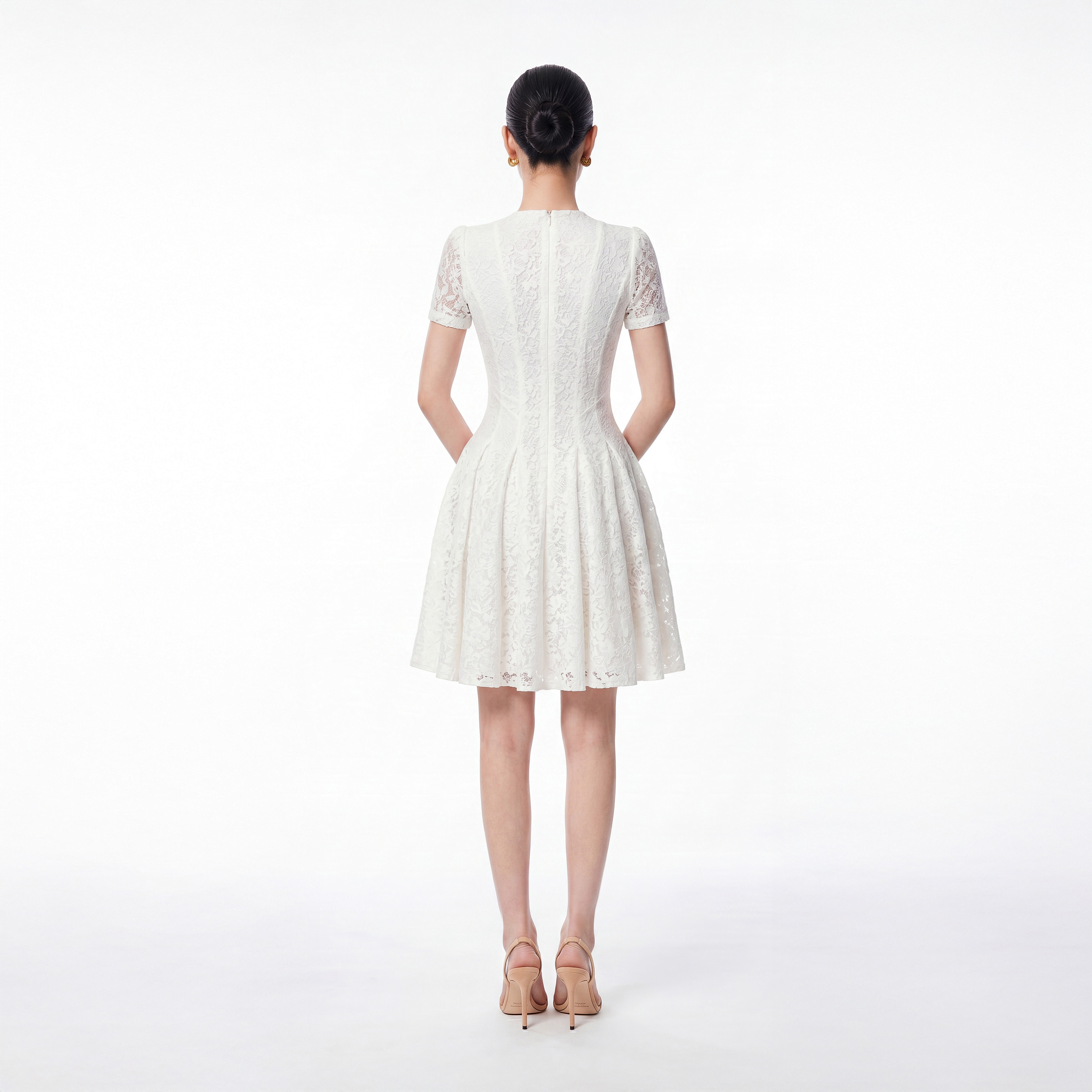 WHITE KAMEN DRESS_thumbnail_2