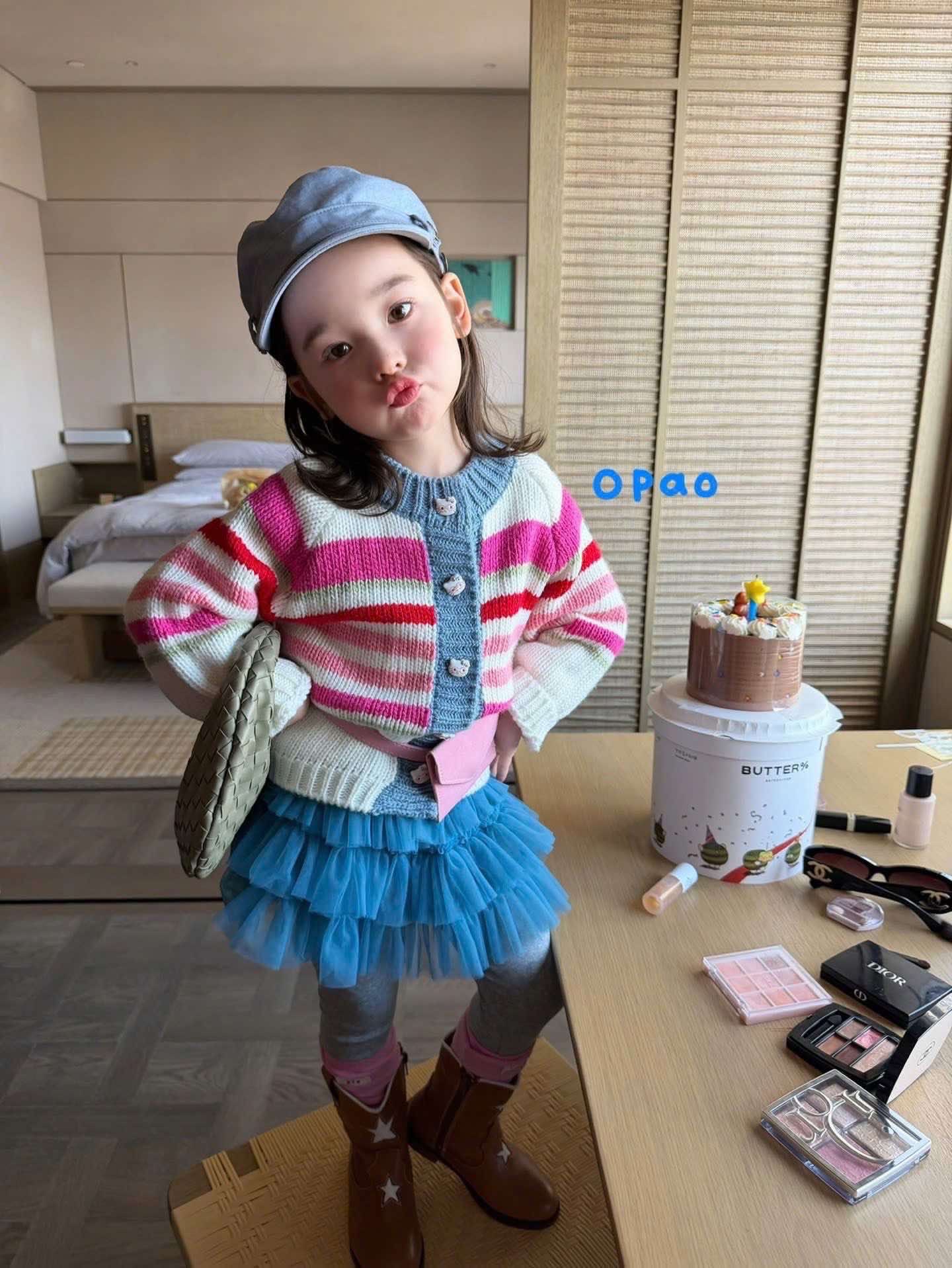 OP116 - Áo len phối màu trắng hồng cực yêu hãng Opao | size 90-130 | 10108