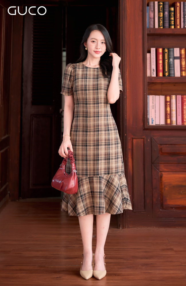 ĐẦM SUÔNG CARO ĐUÔI CÁ - NÂU