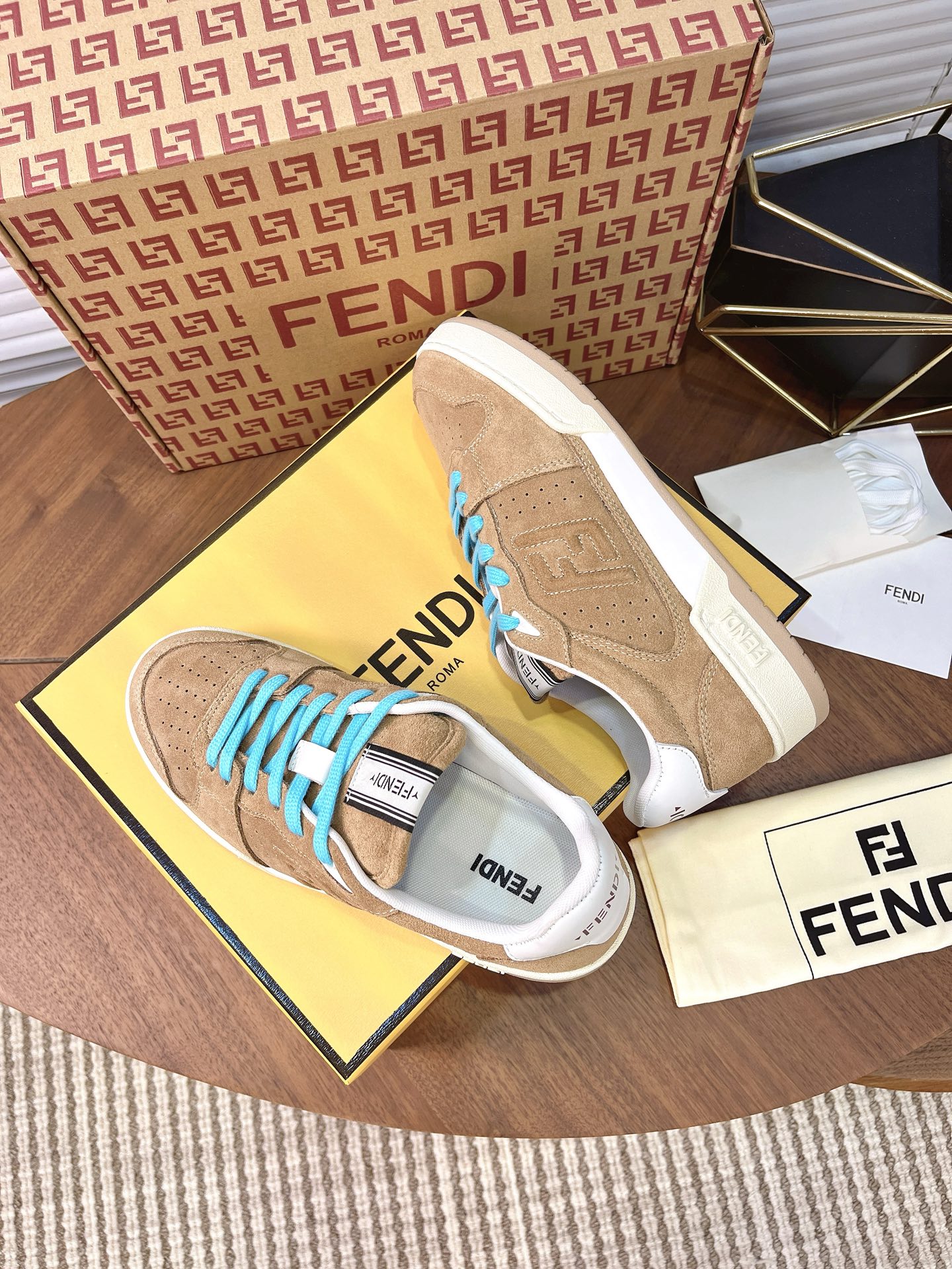 Giày Fendi_thumbnail_2