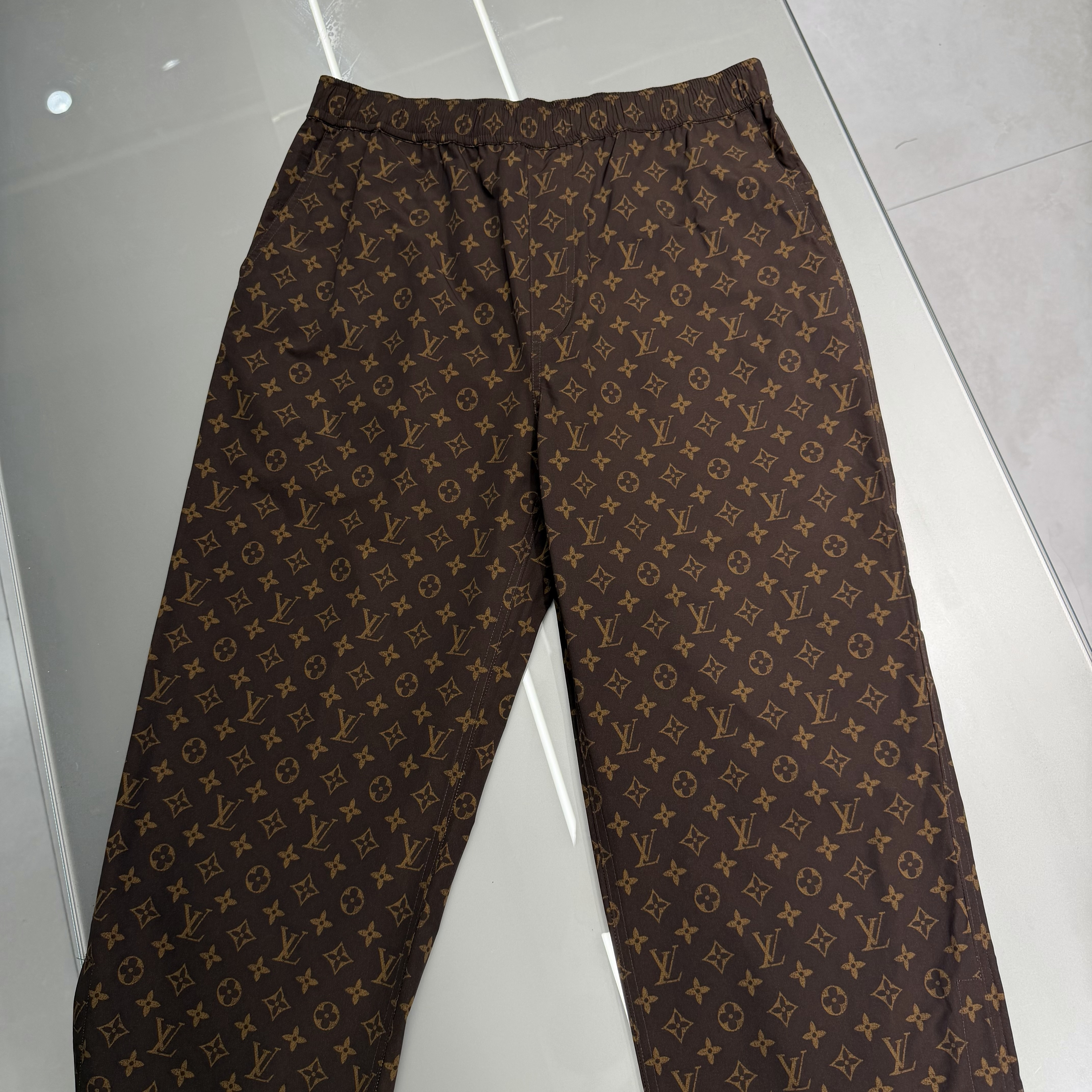 Bộ LV _thumbnail_4