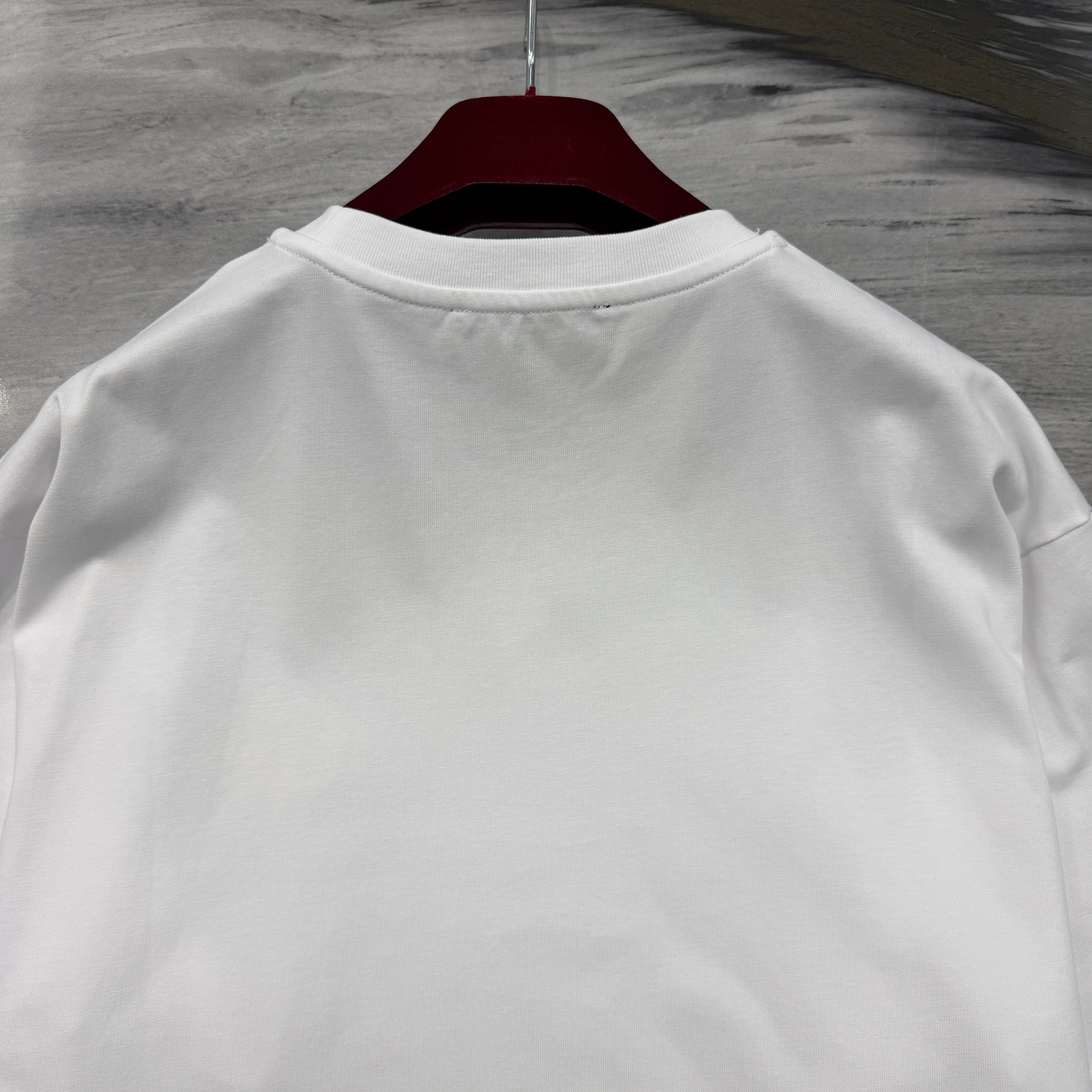 Phông Gucci_thumbnail_2