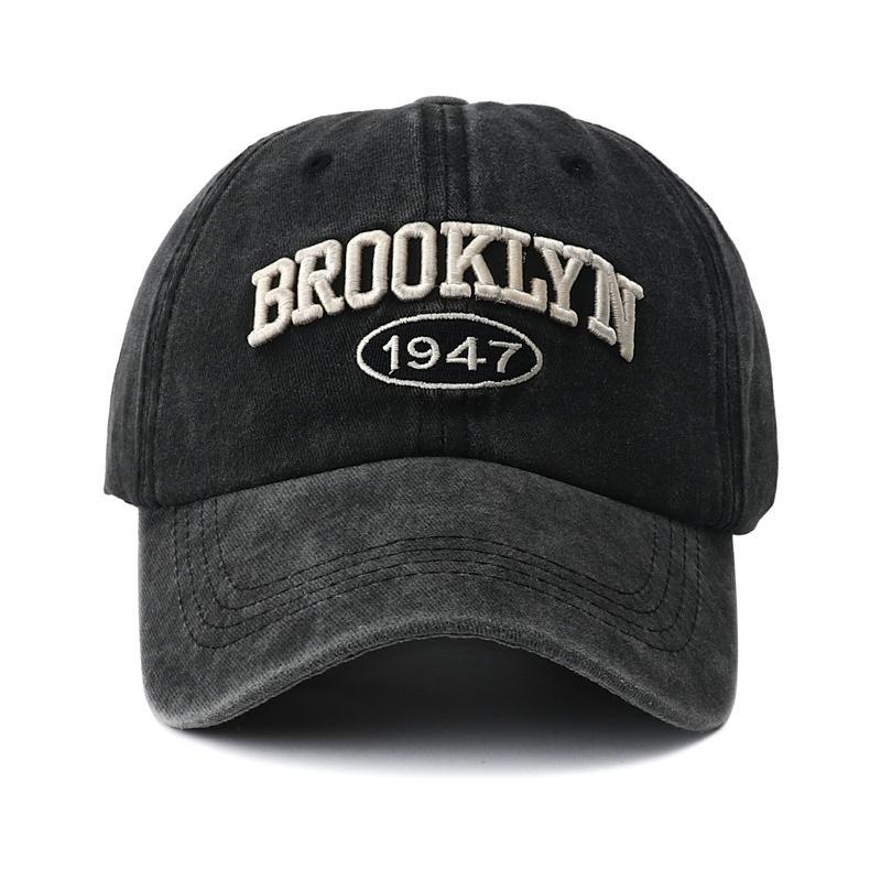 Mũ lưỡi trai classic thêu chữ BROOKLYN 1947 HZ2619