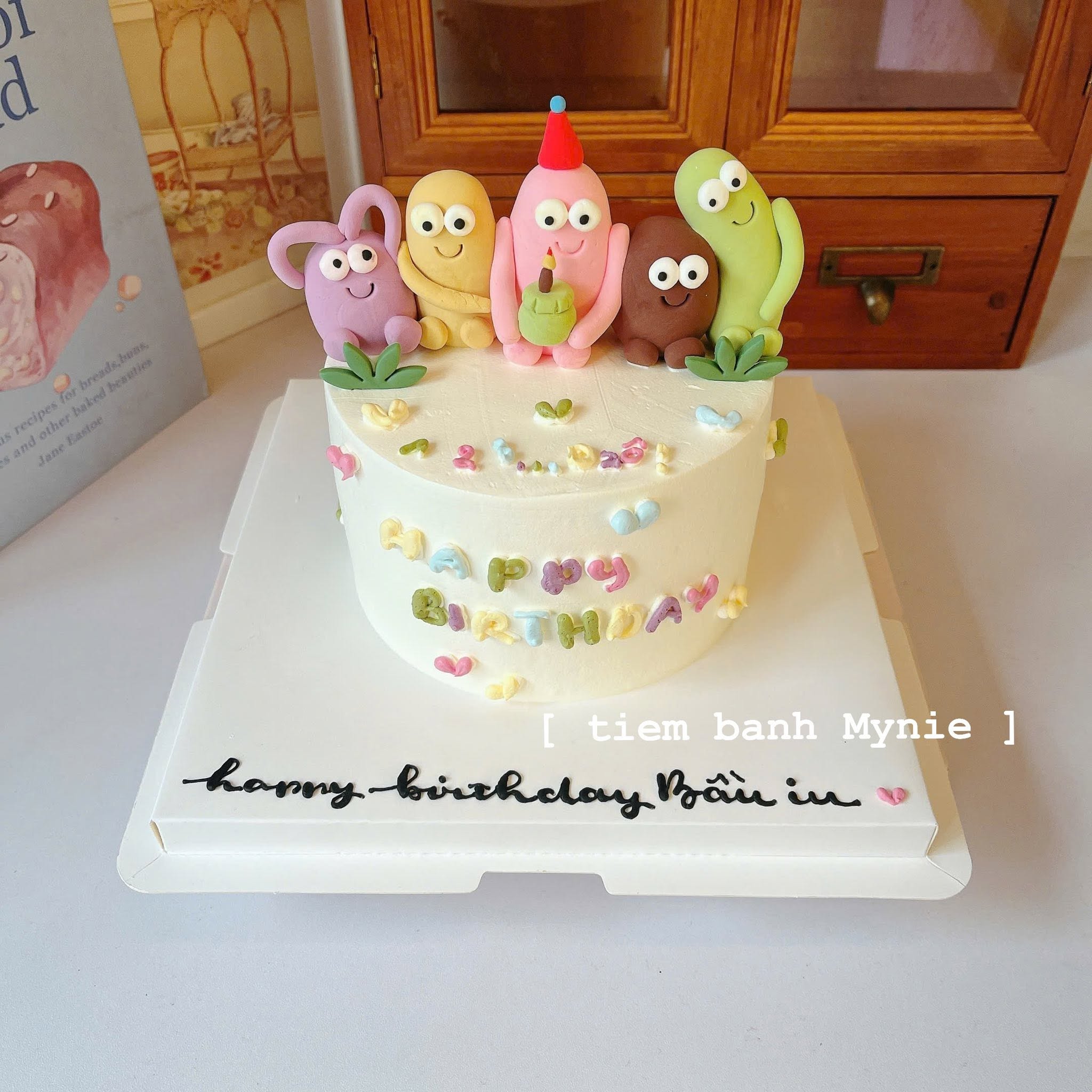 Bánh kem nhân vật vô tri - NT0024