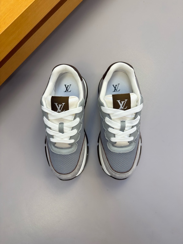 Giày SNK LV